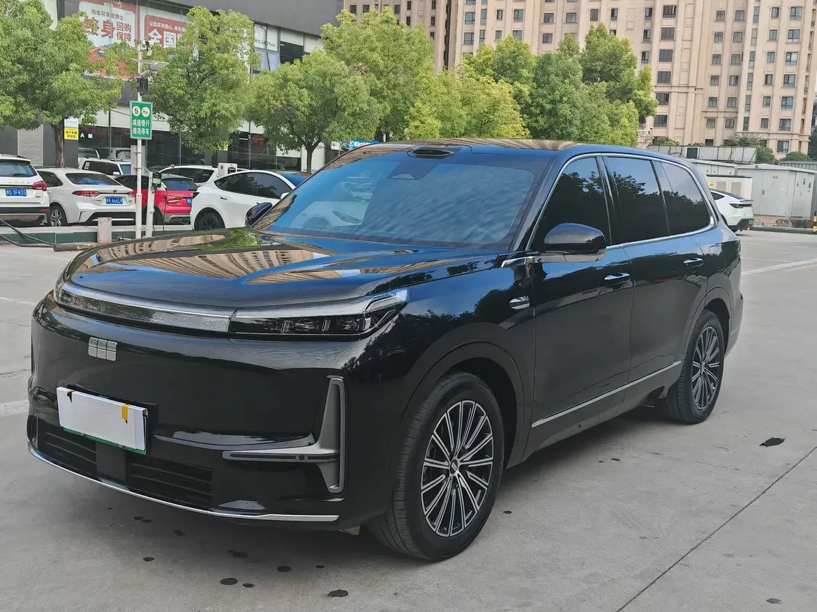 Geely Galaxy M9  из Китая