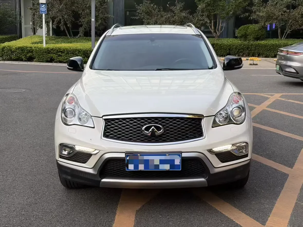 Infiniti QX50