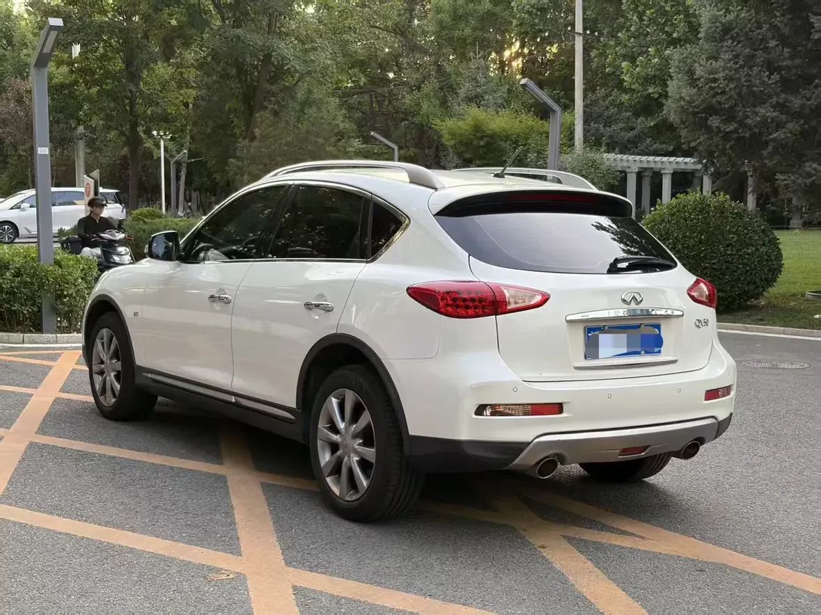 Infiniti QX50