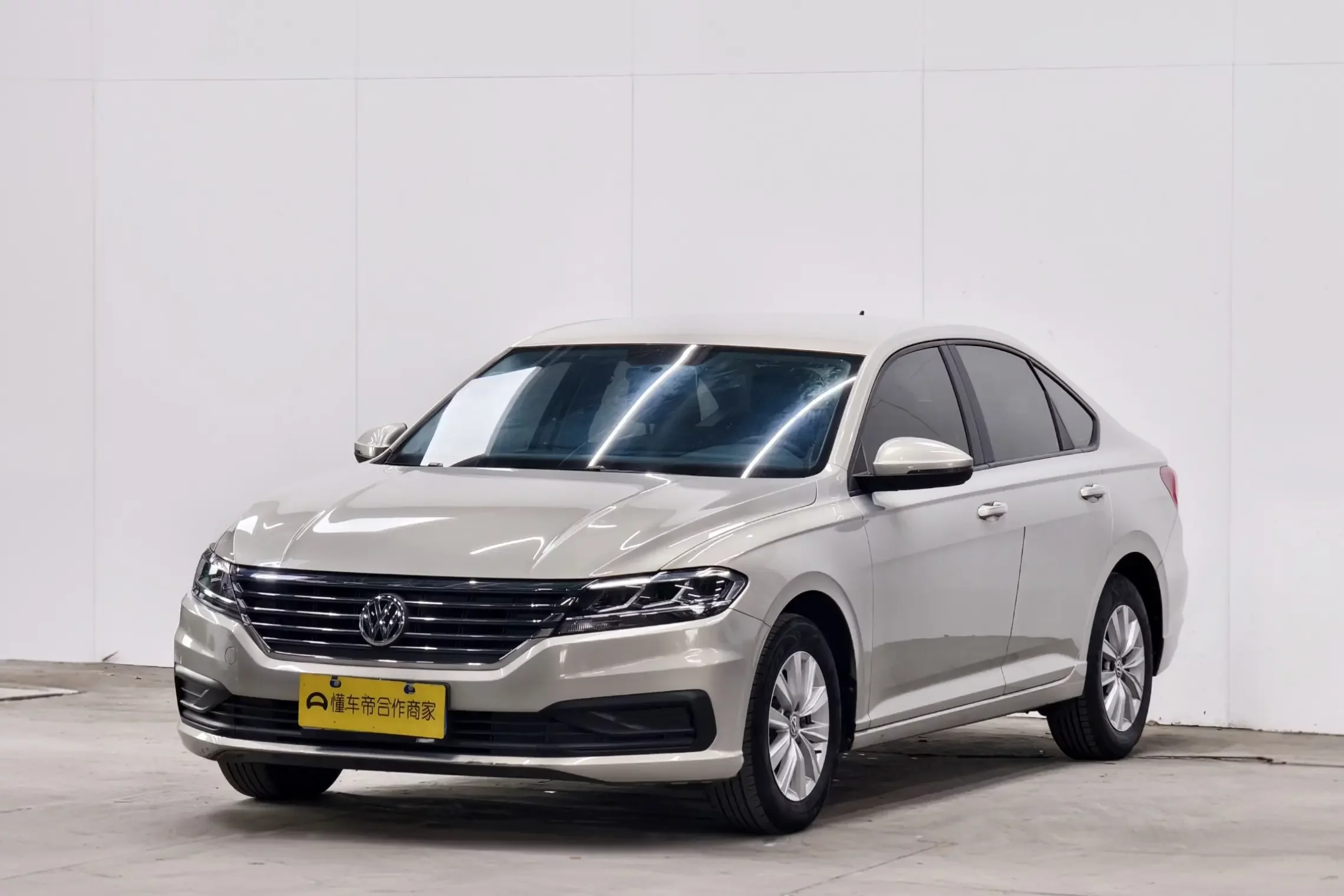 Volkswagen Lavida  из Китая