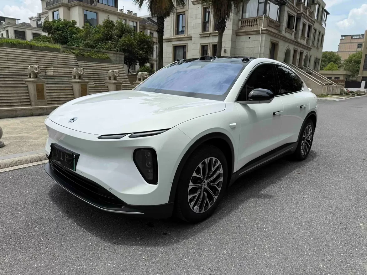 NIO EC6