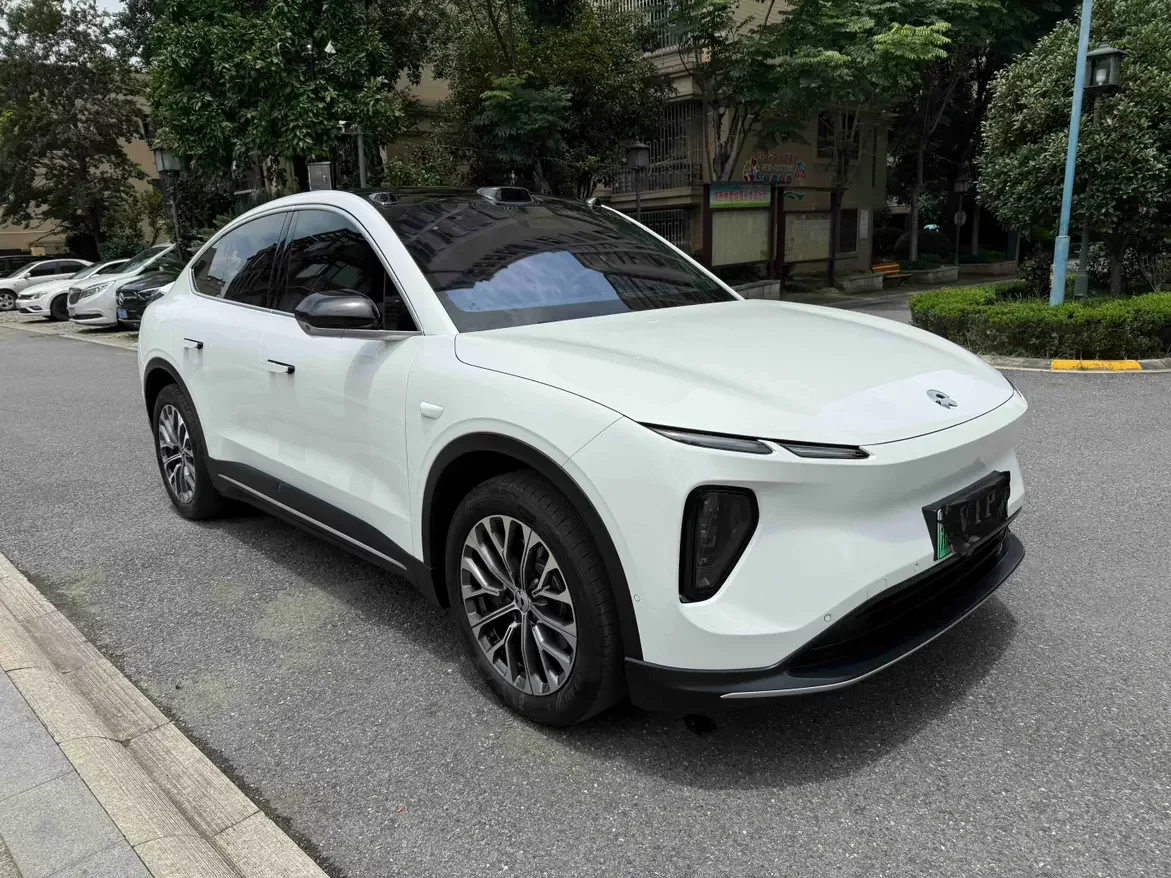 NIO EC6