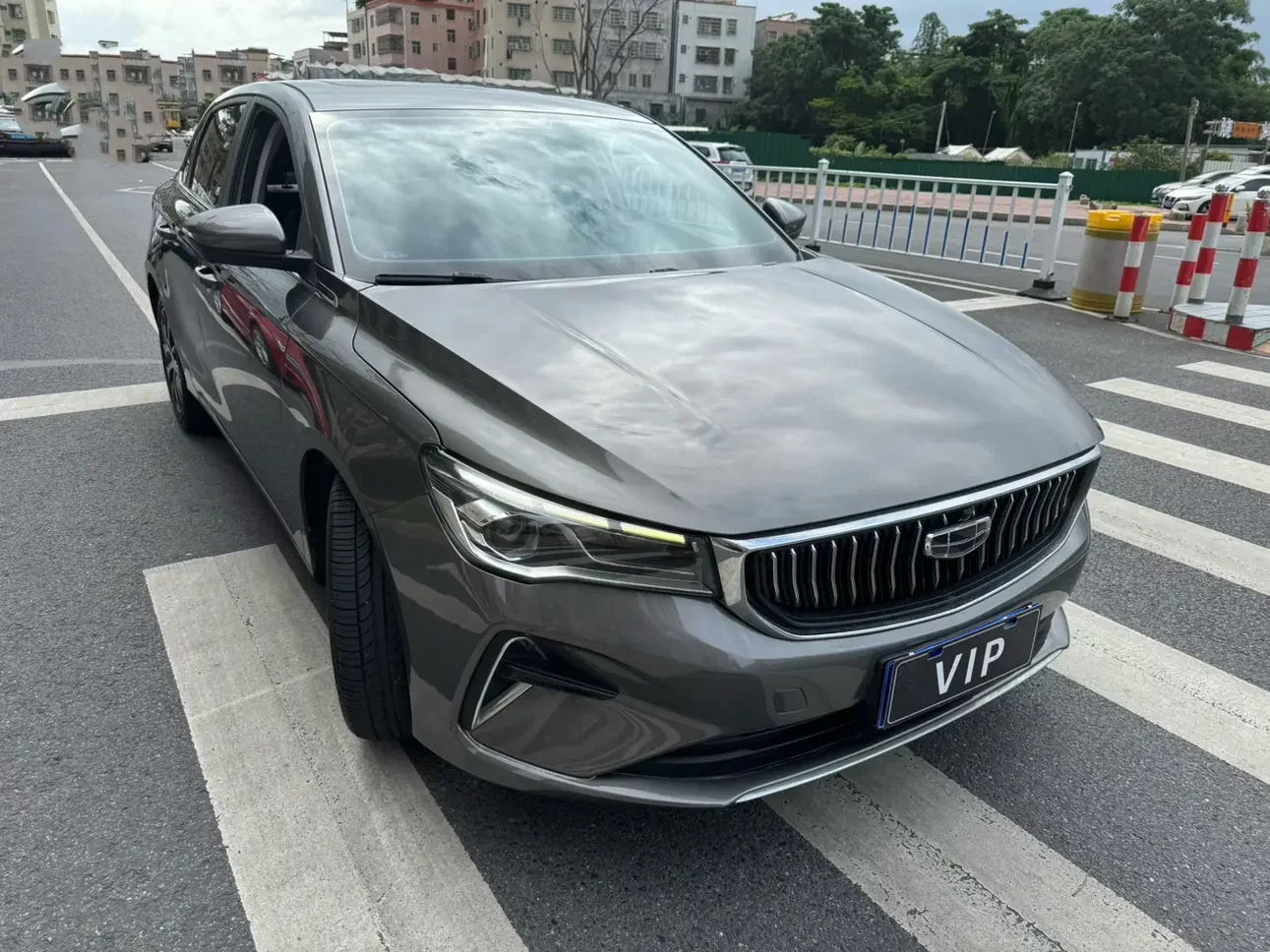 Geely emgrand