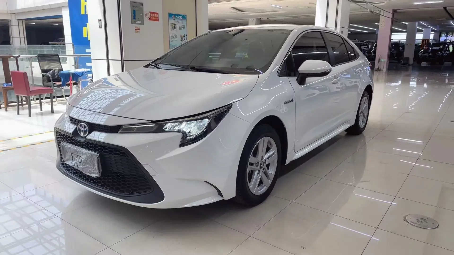 Toyota Levin (Lei Ling)  из Китая