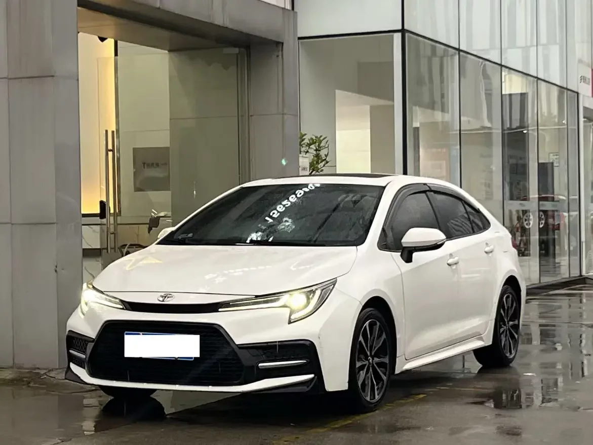 Toyota Levin (Lei Ling)  из Китая