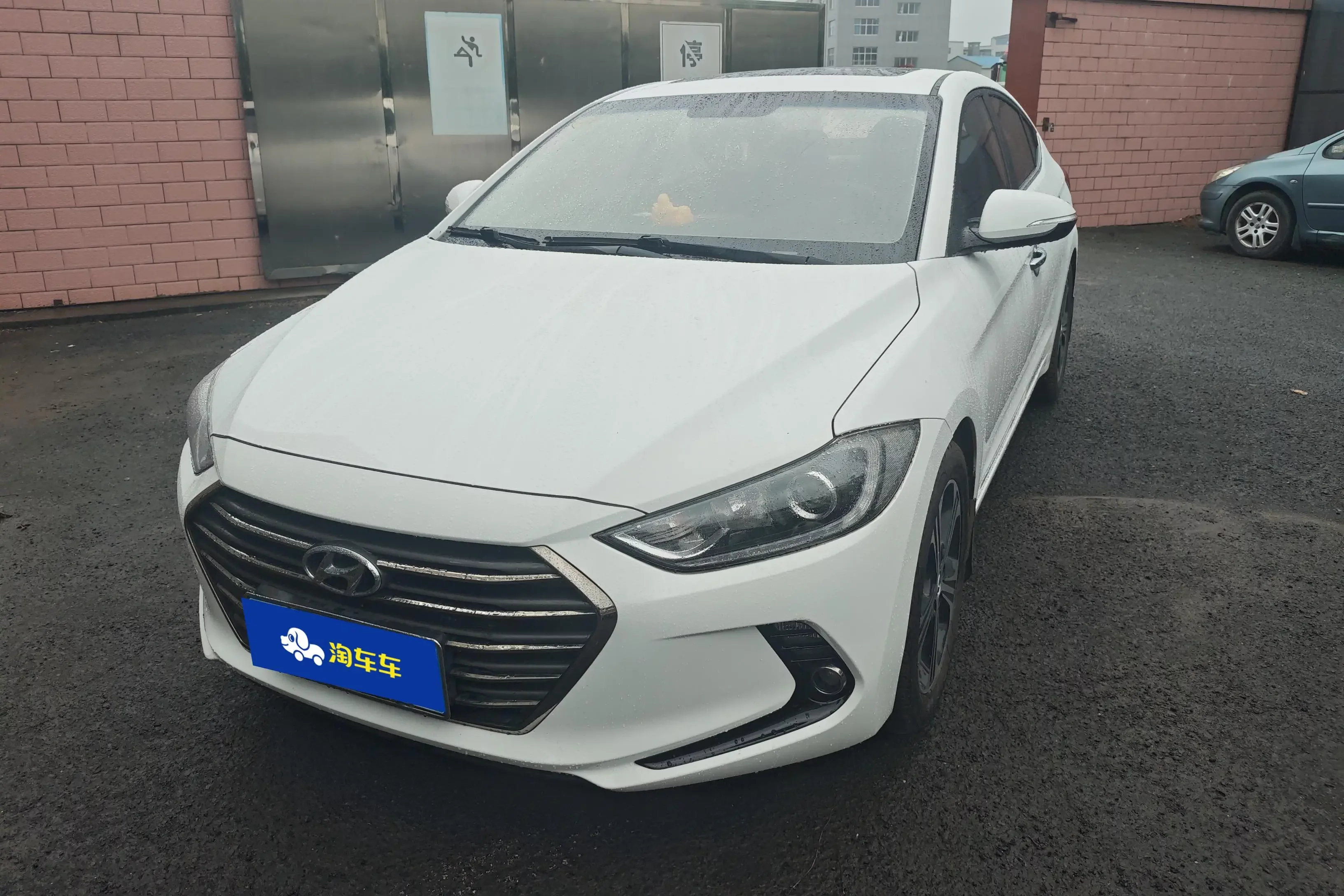 Hyundai lead  из Китая