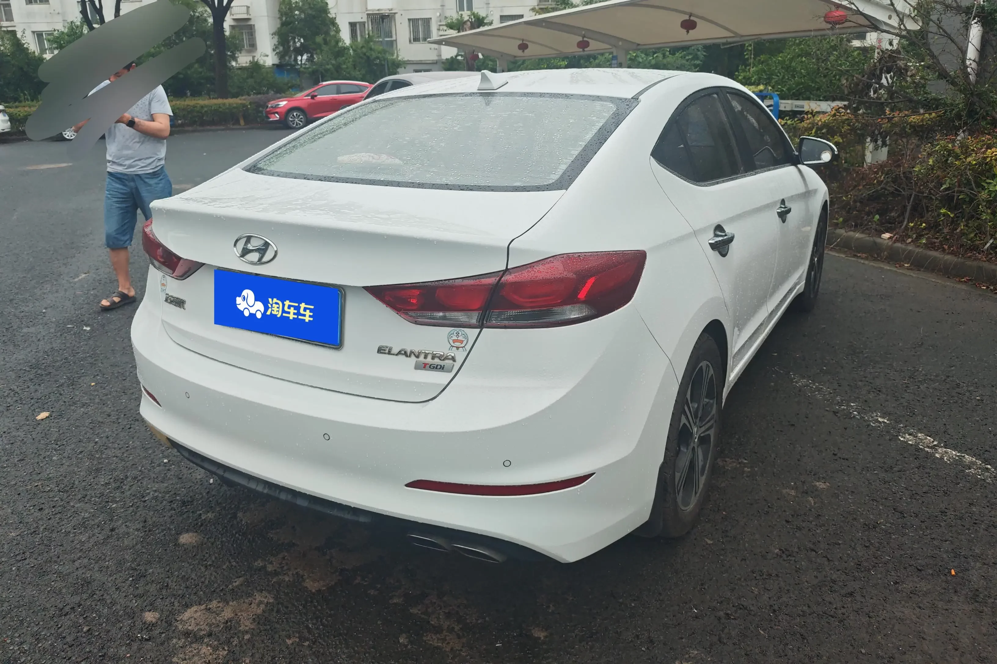 Hyundai lead