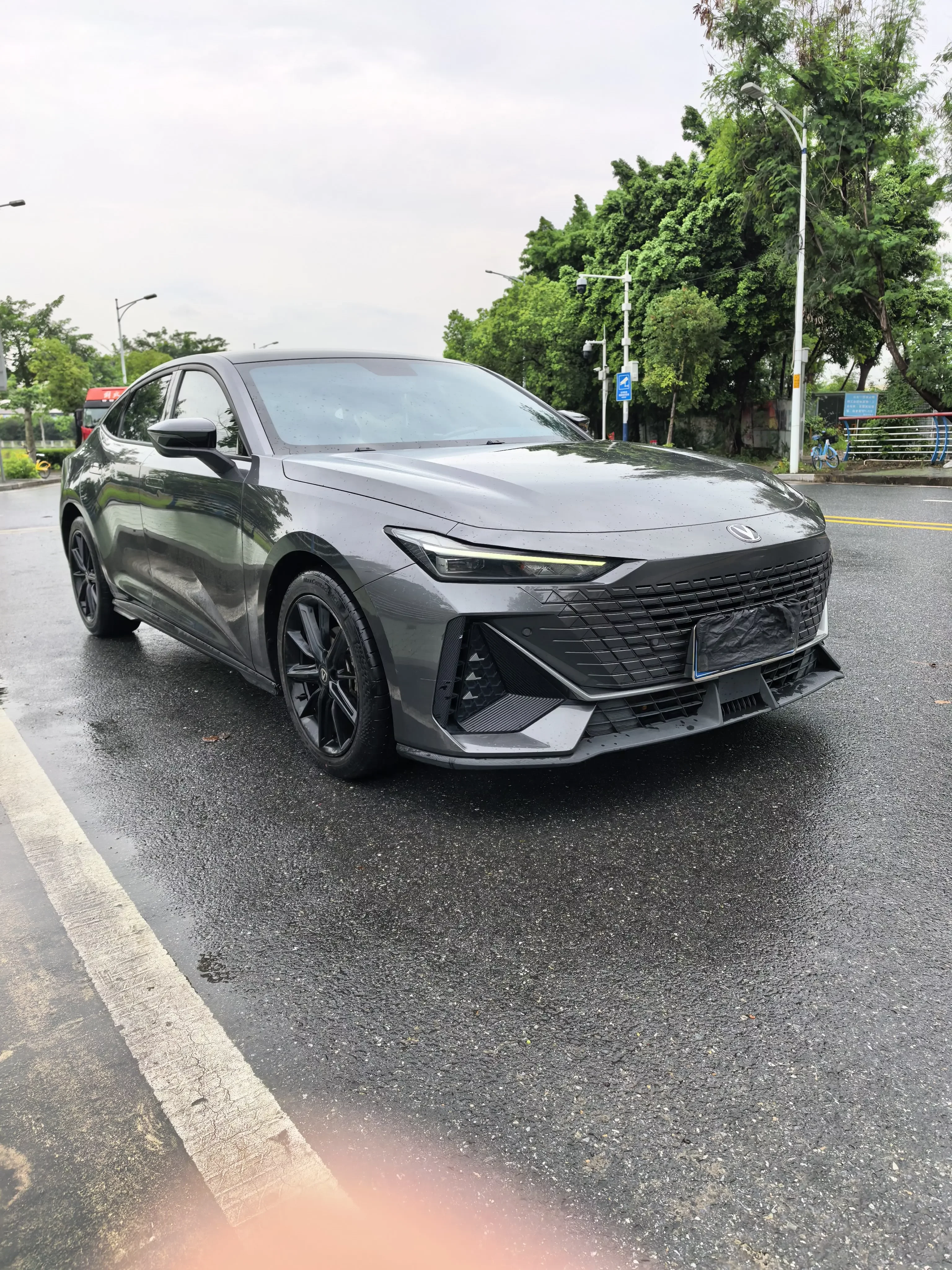 Changan UNI-V