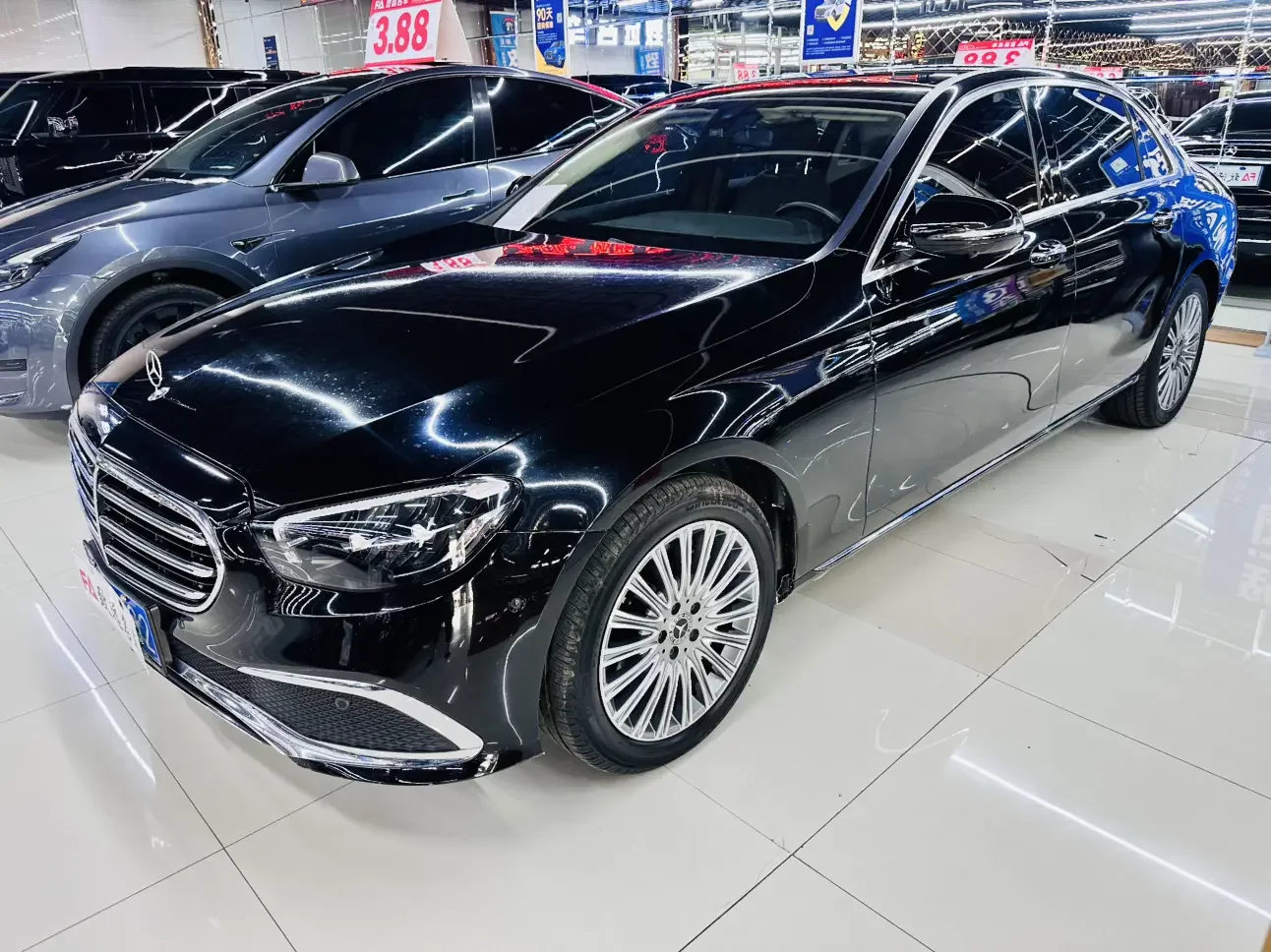 MERCEDES-BENZ E-CLASS