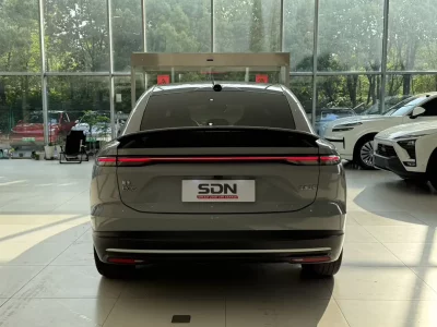 NIO EC6