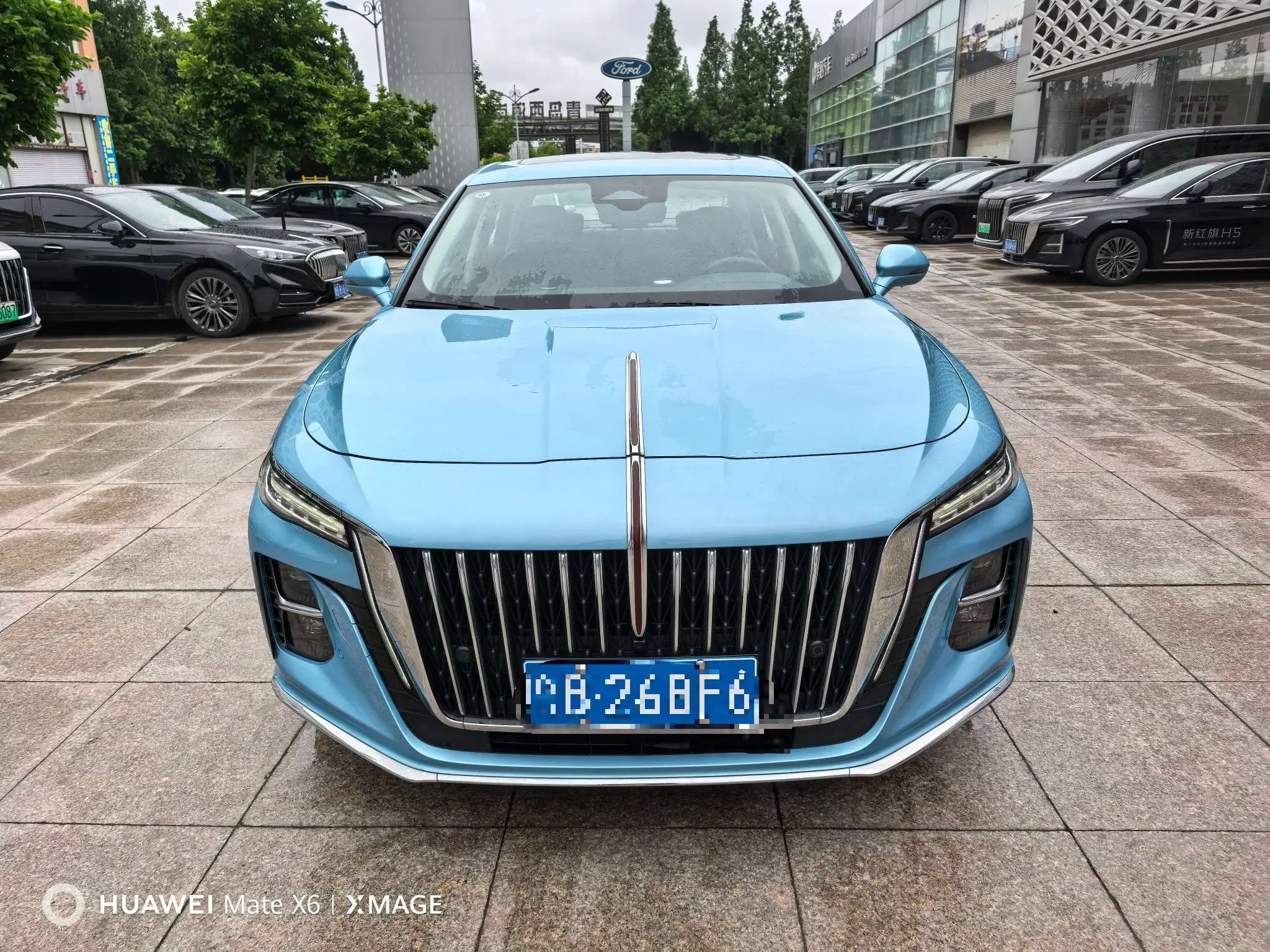 Hongqi H5  из Китая