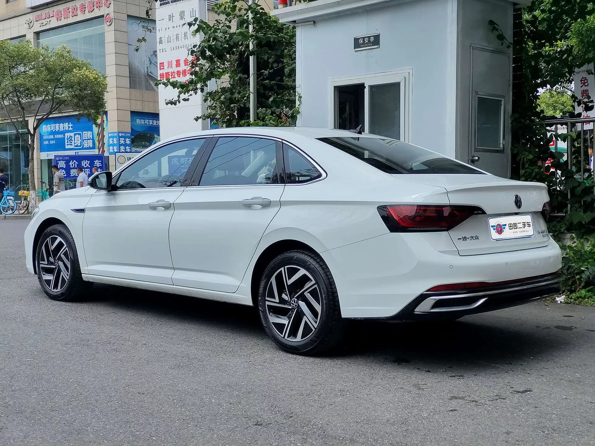 Volkswagen Sagitar