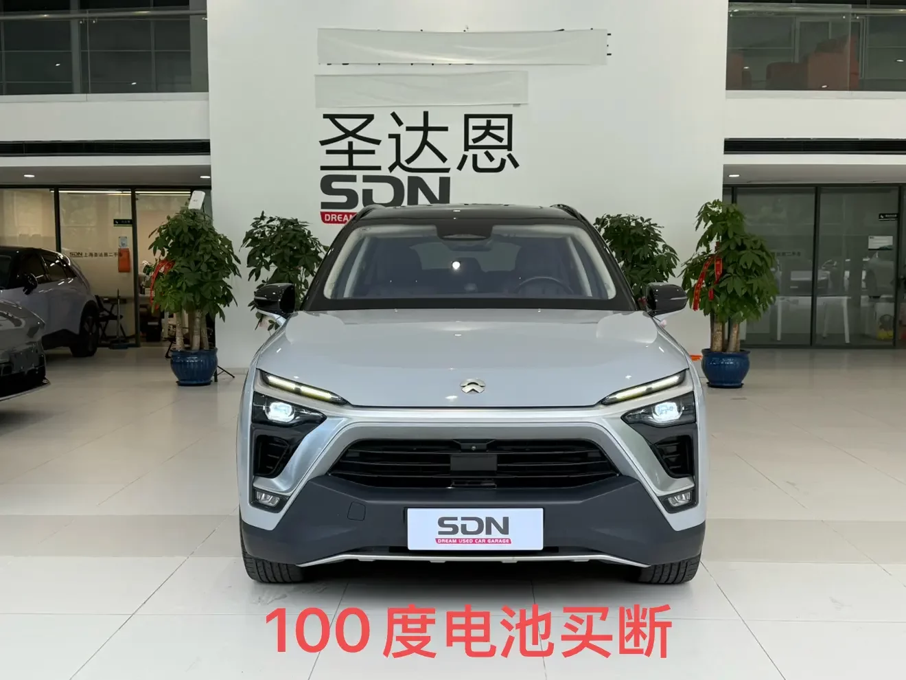 NIO ES8  из Китая
