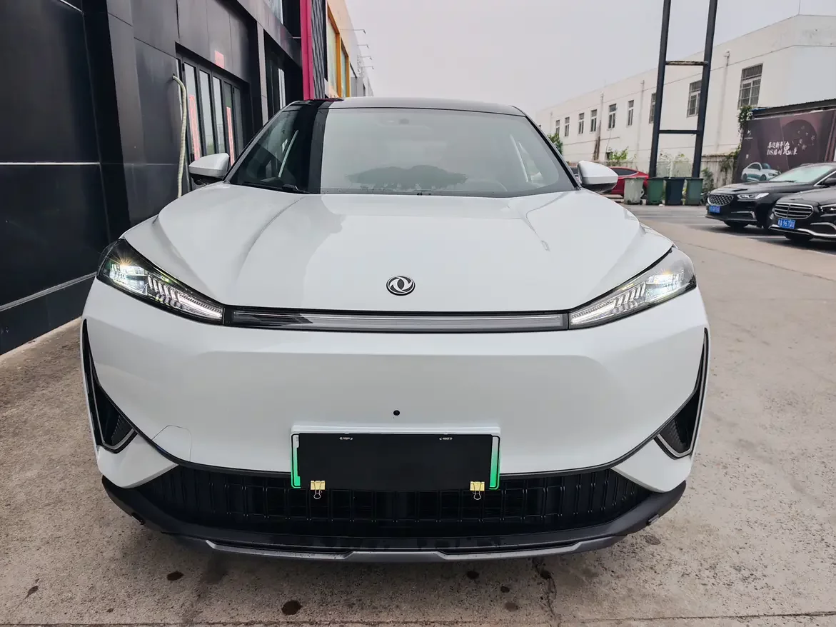 Dongfeng Fengshen L7 EV