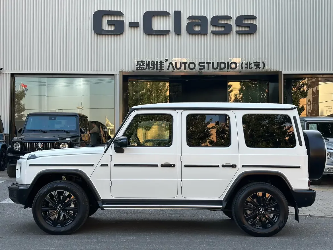 Mercedes-Benz G Class