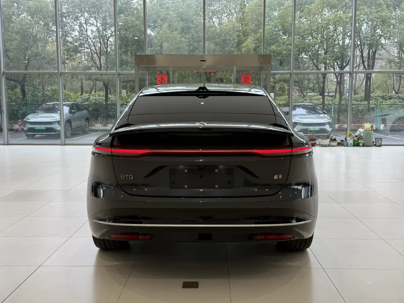 NIO ET9