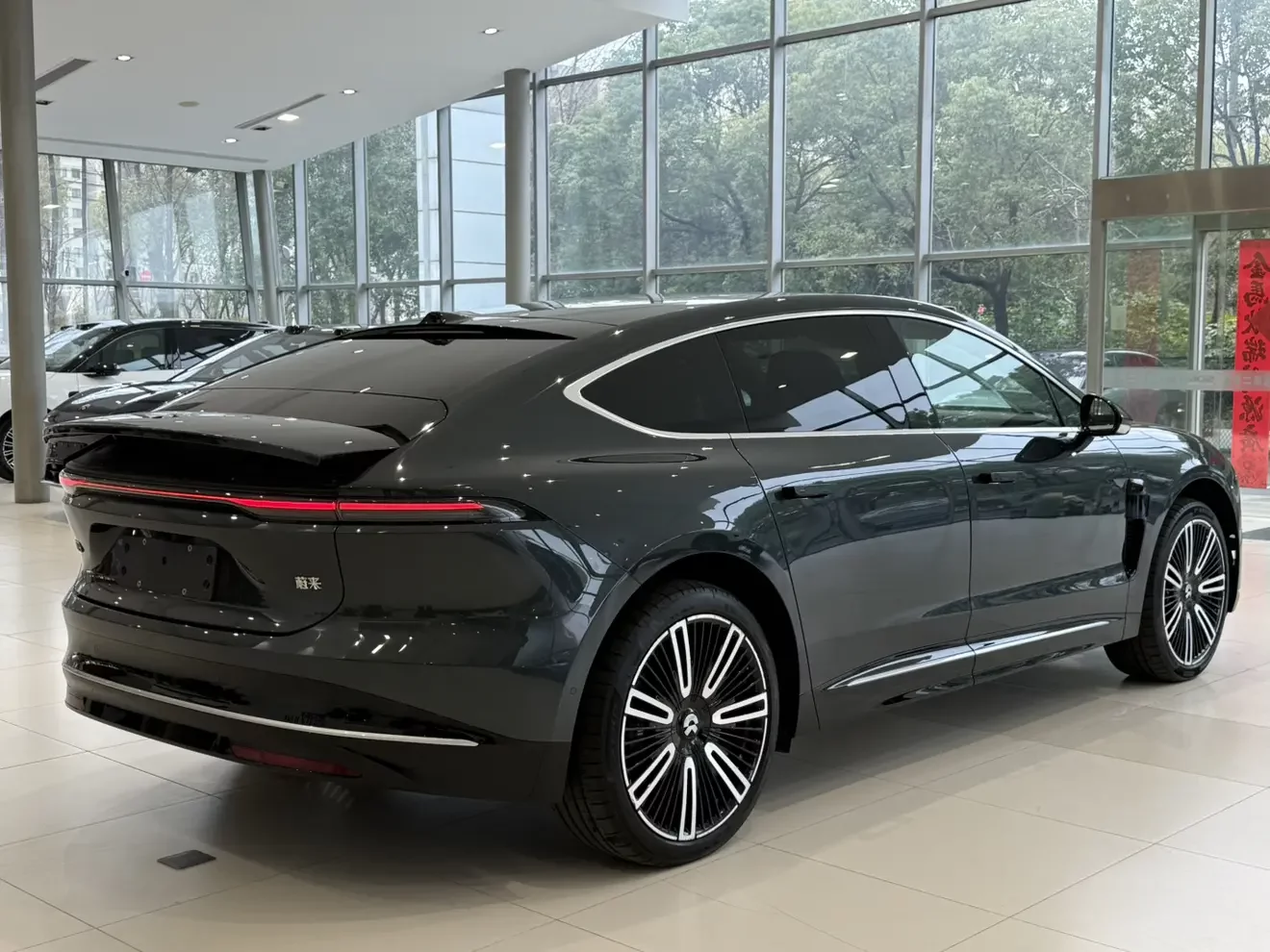 NIO ET9