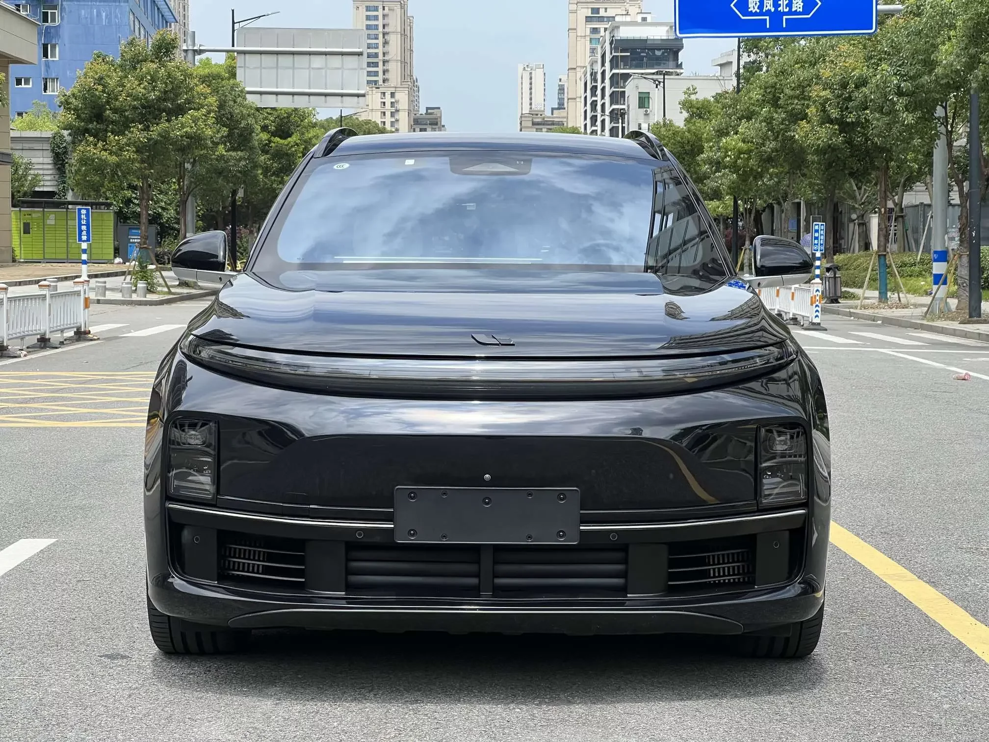 Li L7 (Ideal L7)  из Китая