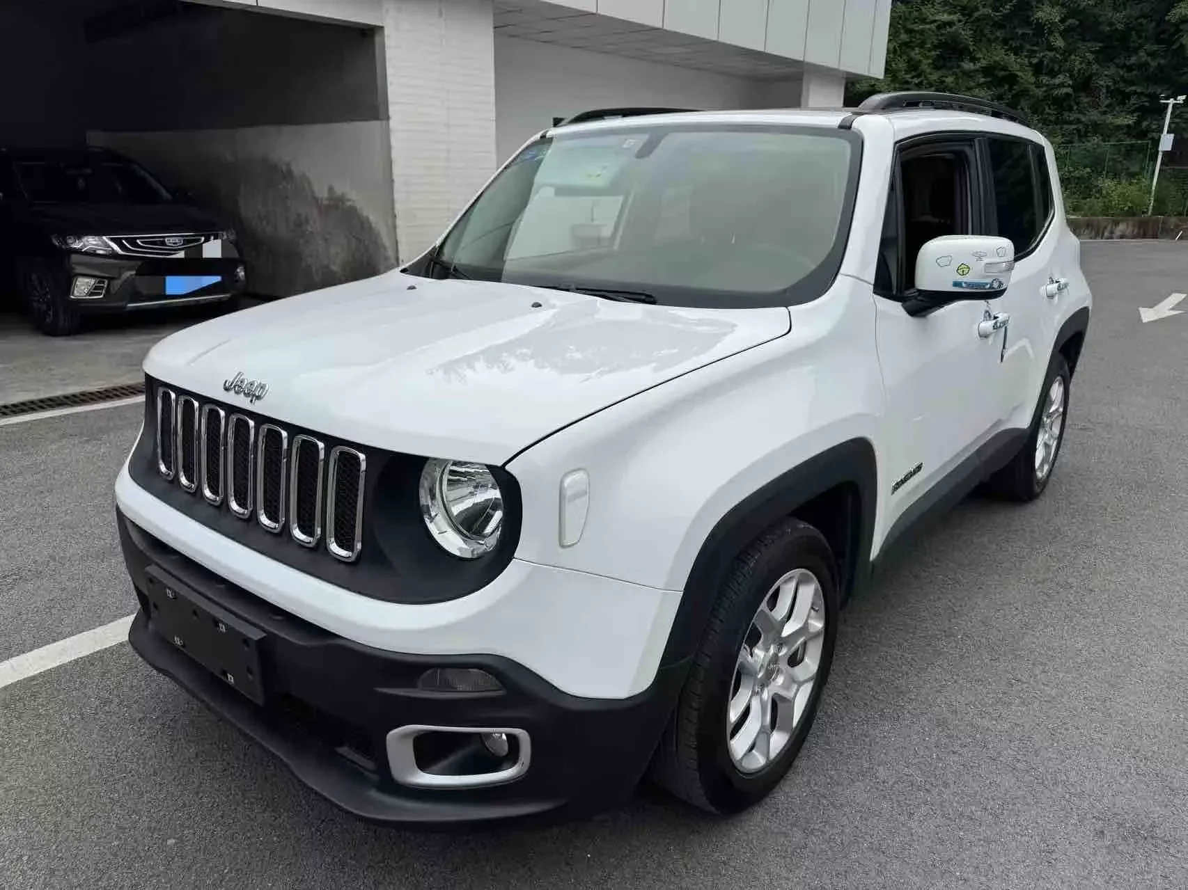 Jeep Freeman