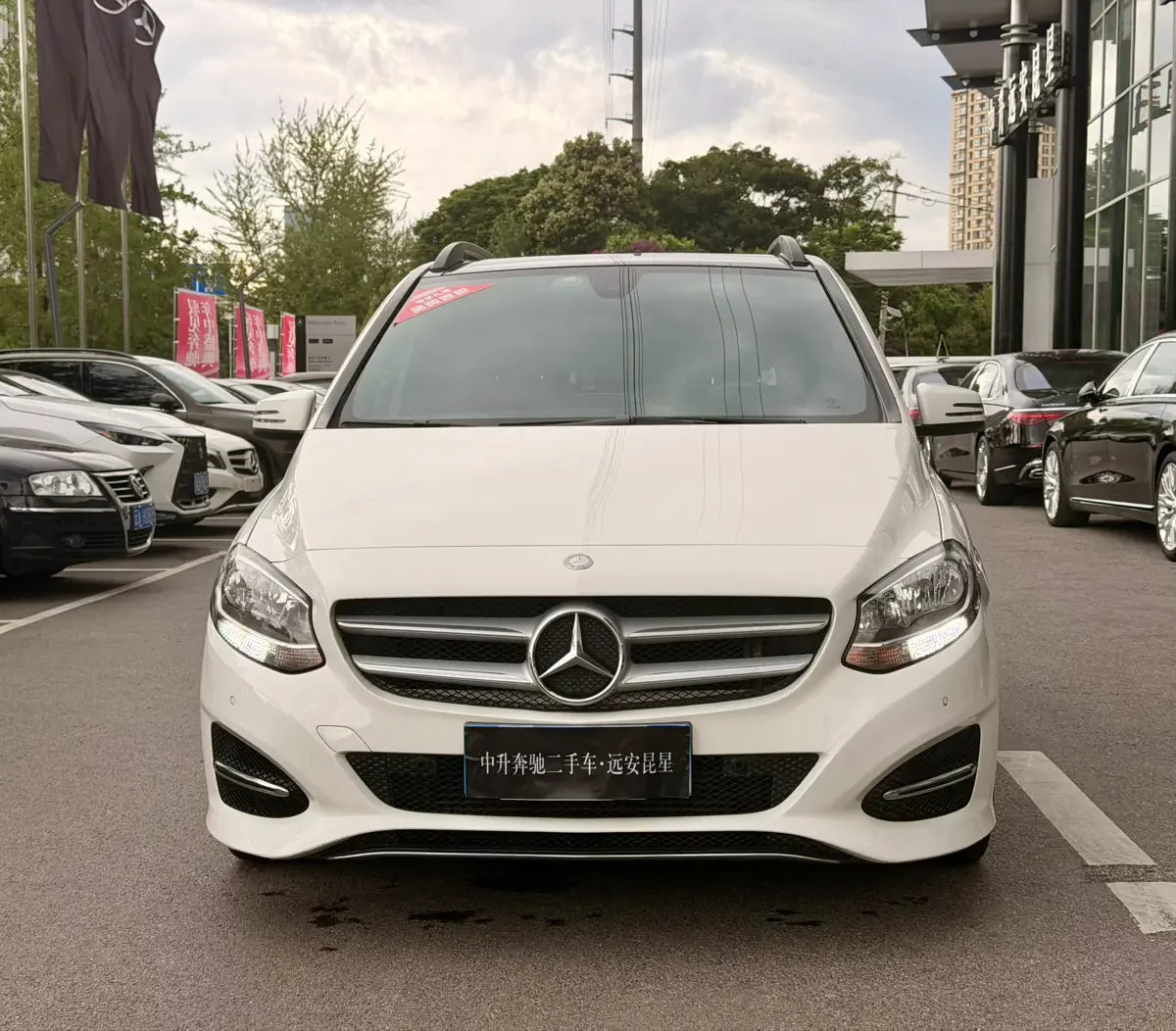 Mercedes-Benz B Class