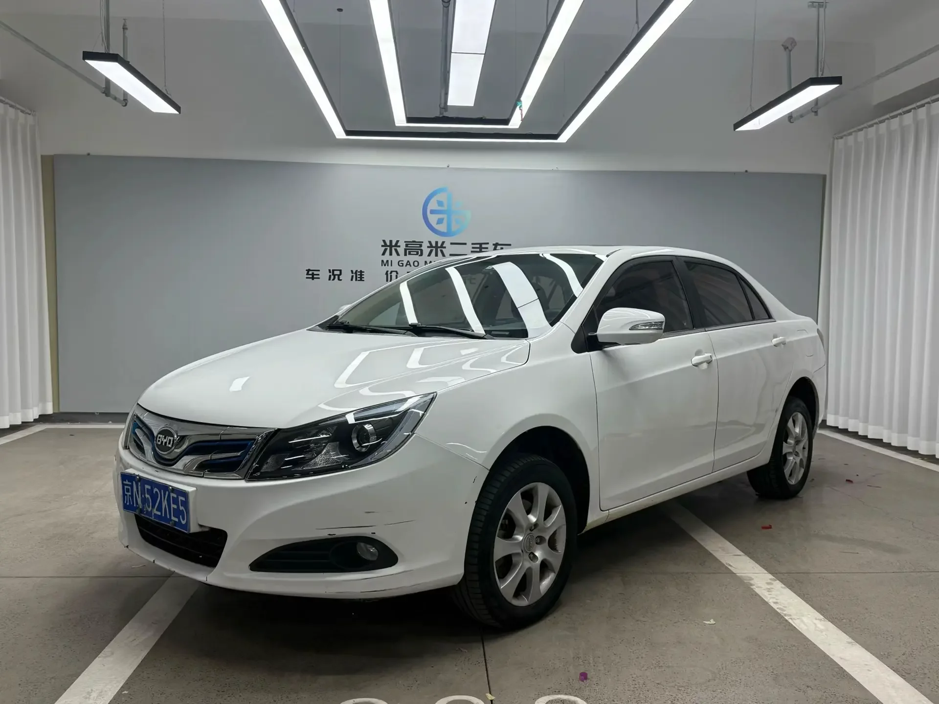 BYD e5