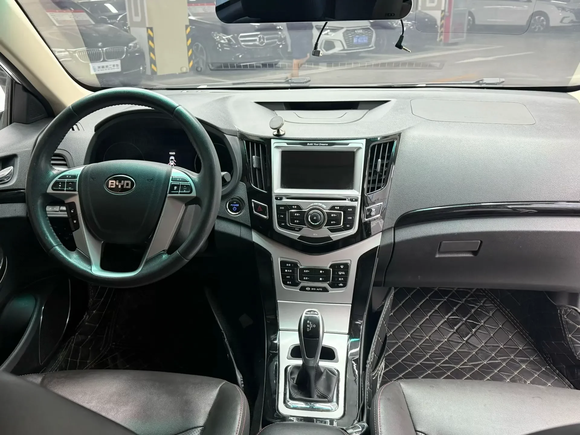 BYD e5