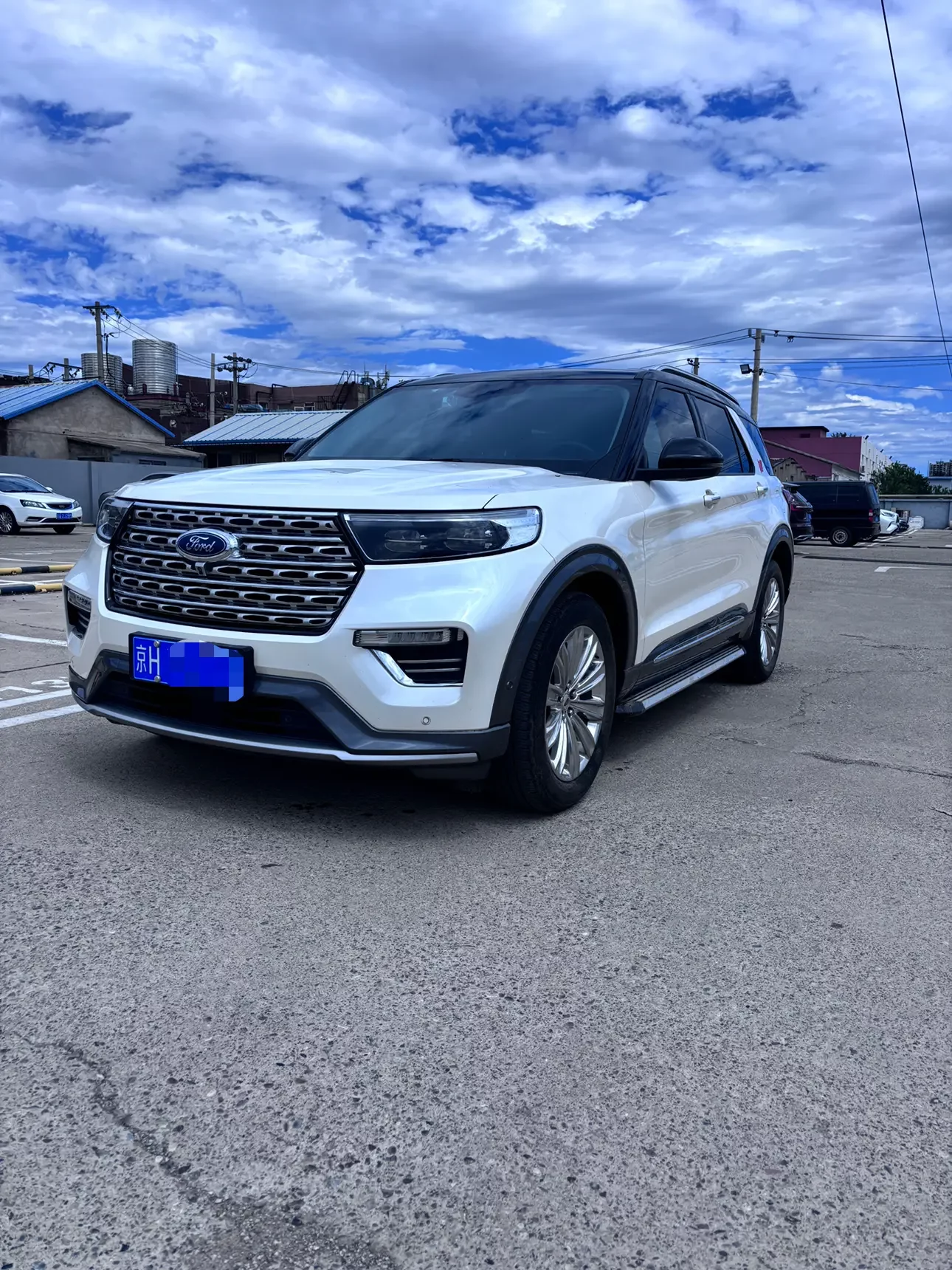 Ford Explorer