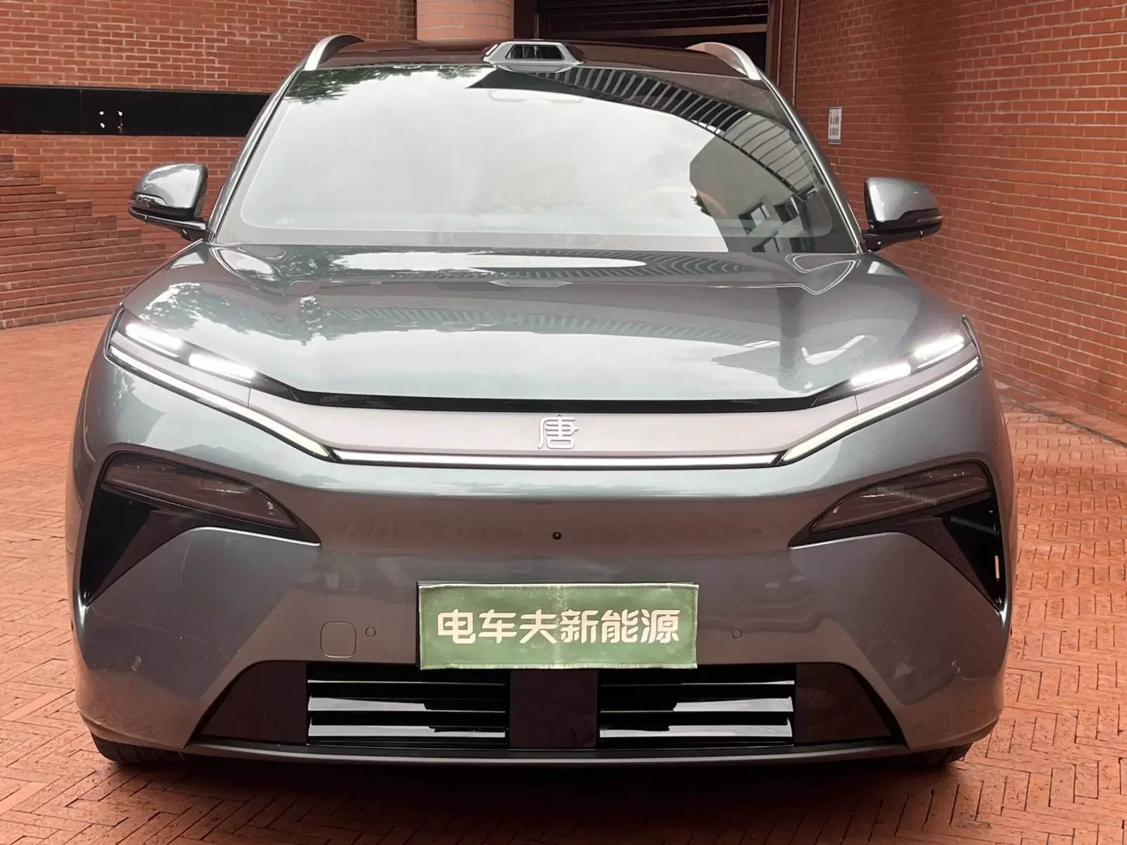 BYD Tang L EV