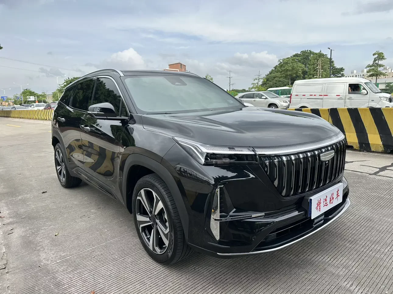Geely Atlas L