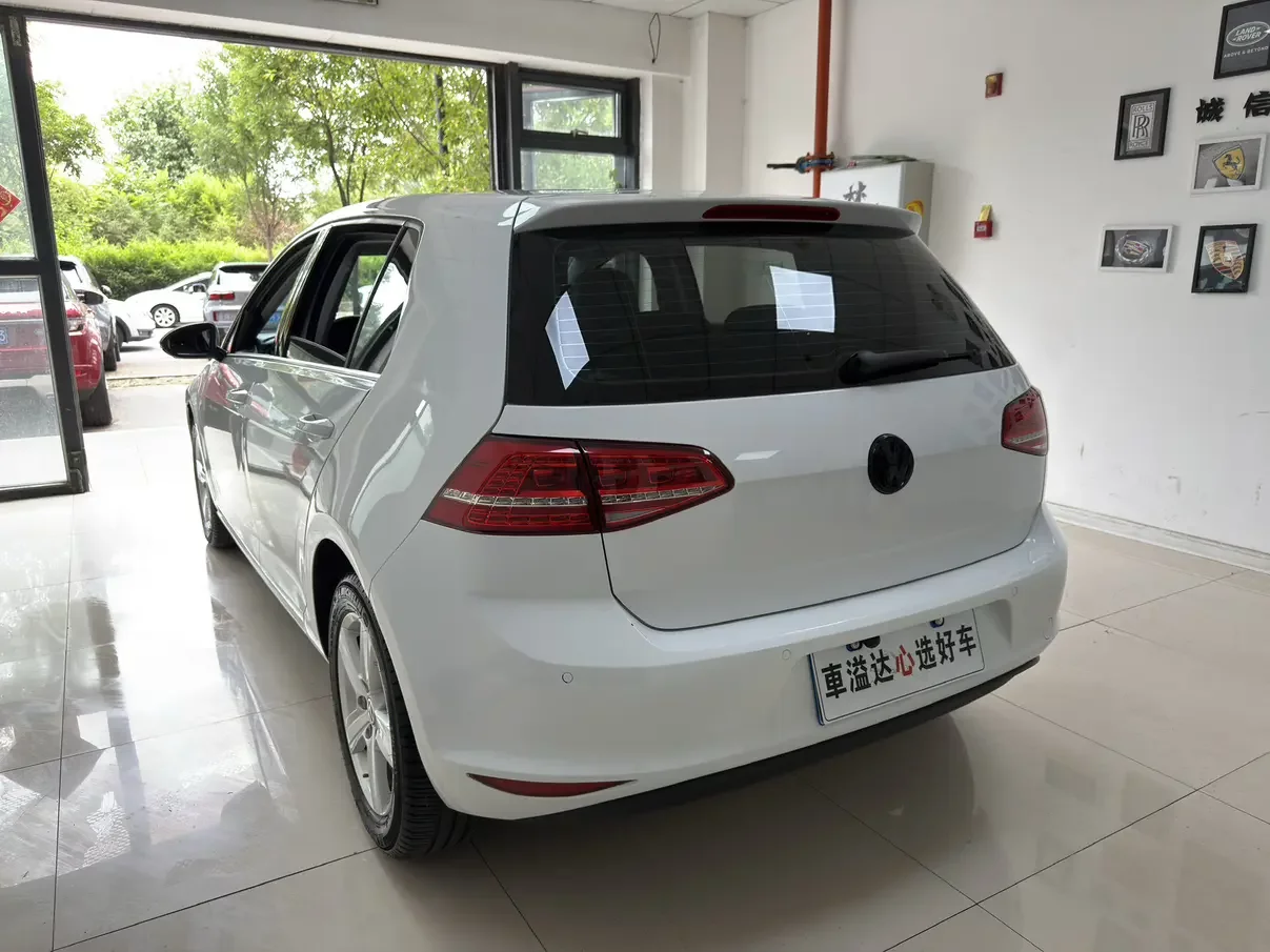 Volkswagen golf