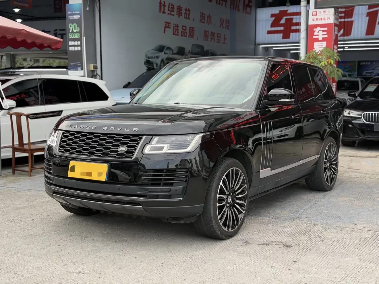Land Rover range rover