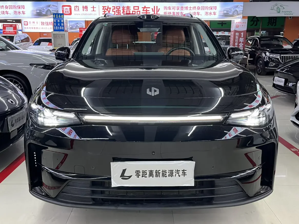 Leapmotor C16