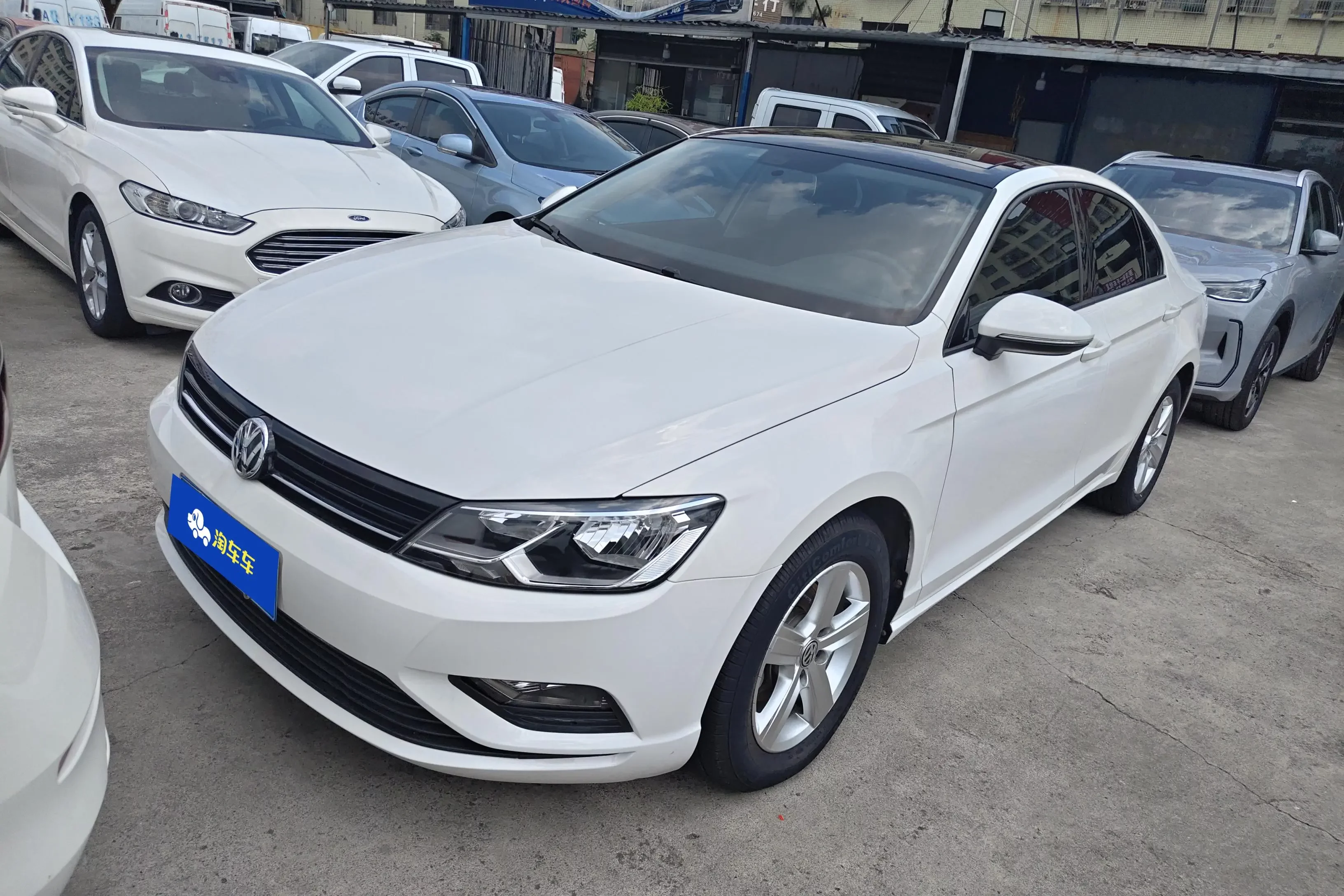 Volkswagen Lamando