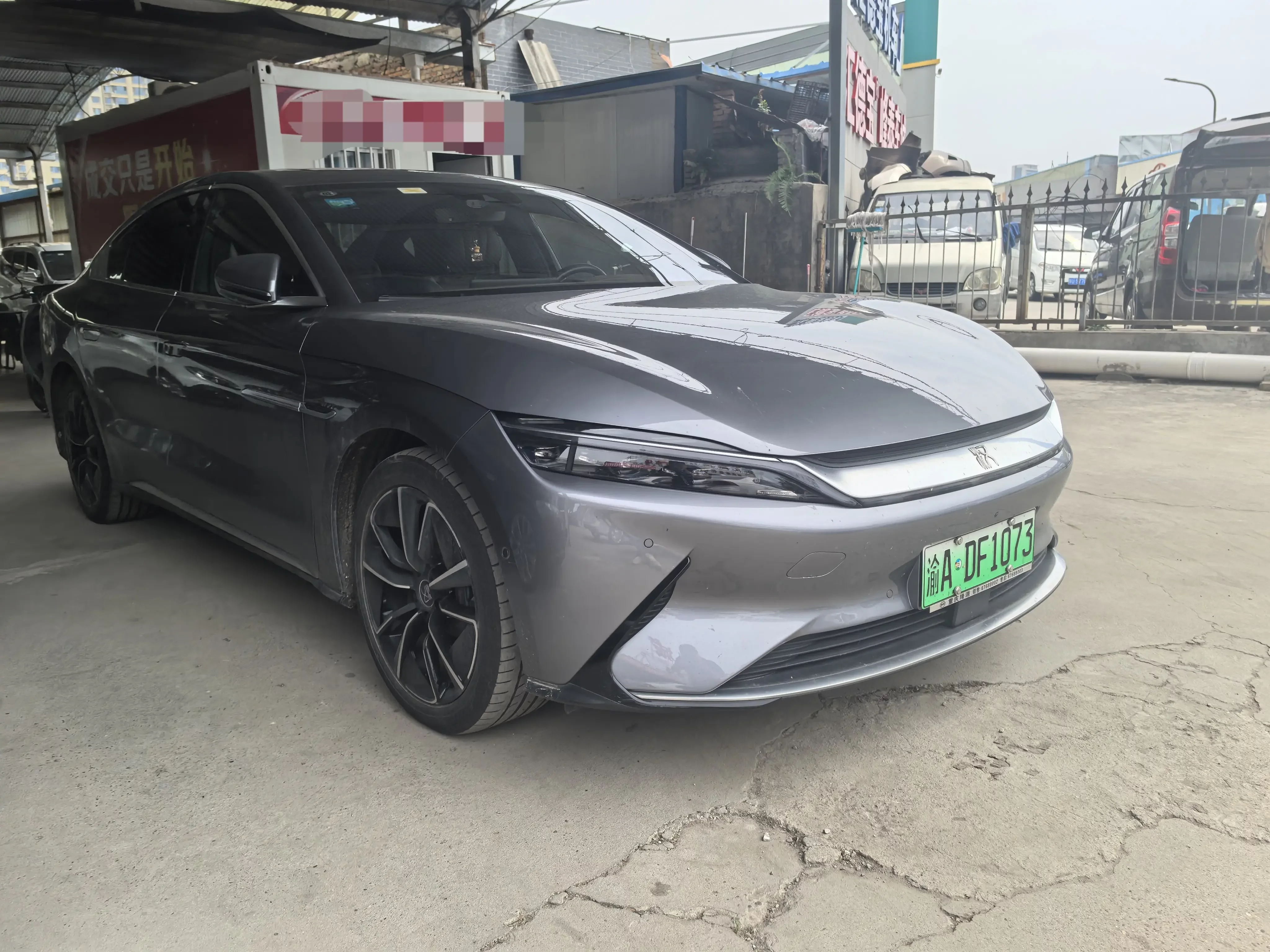 BYD Han EV
