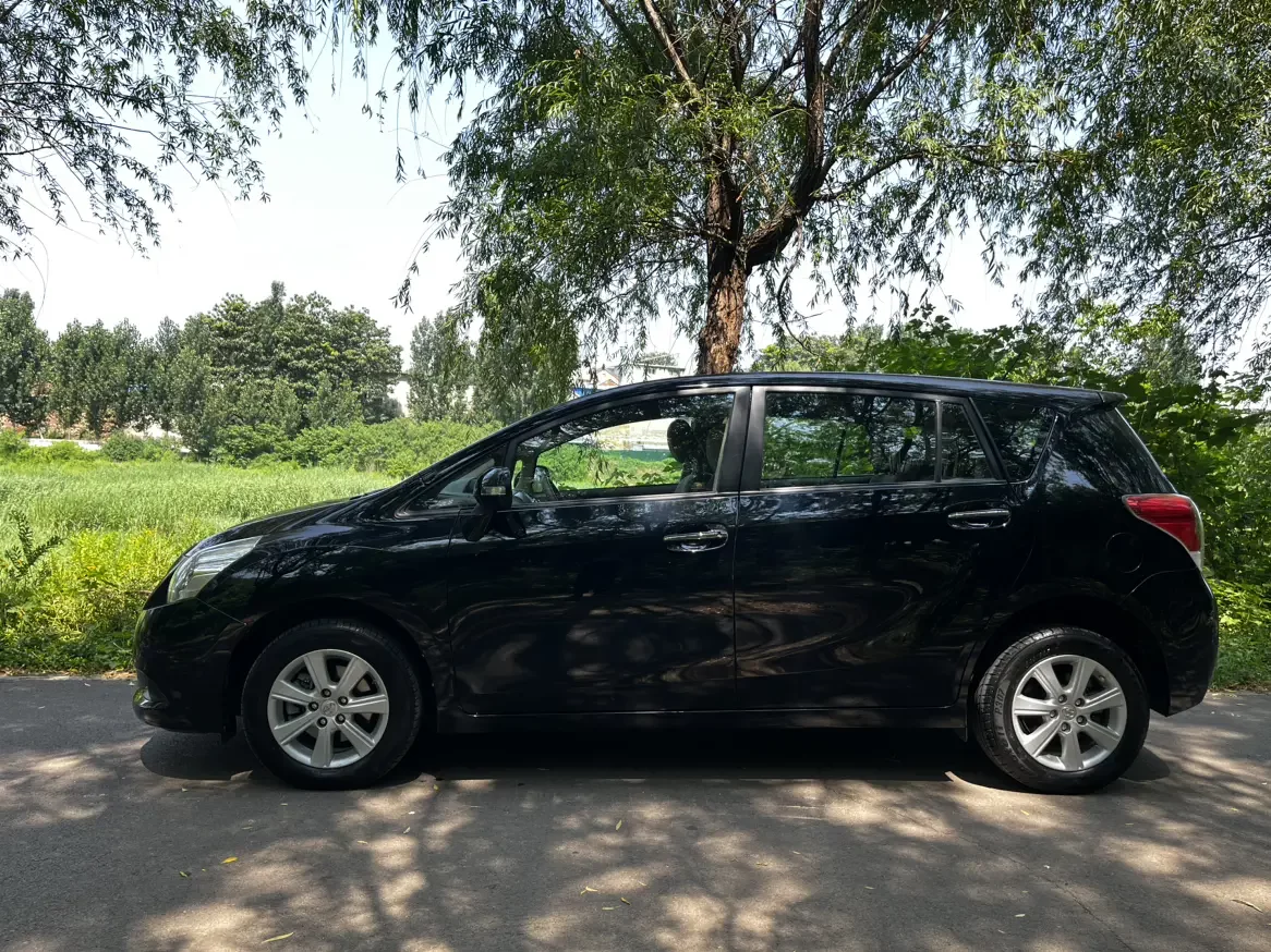 Toyota Verso / EZ