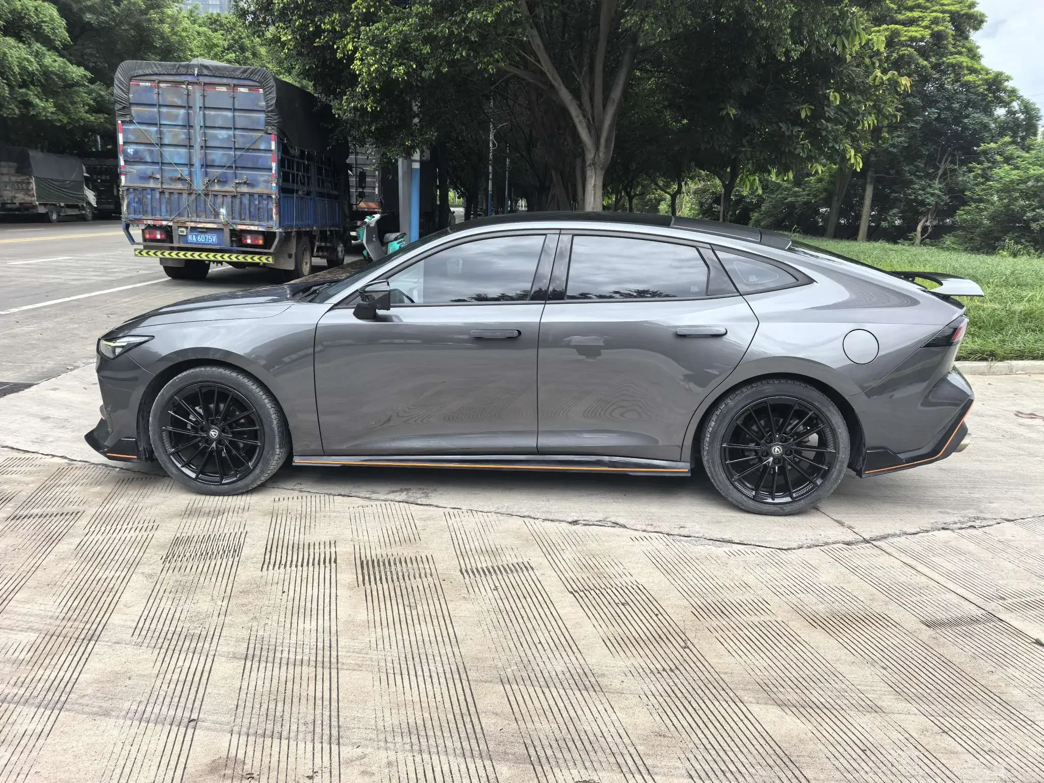 Changan UNI-V