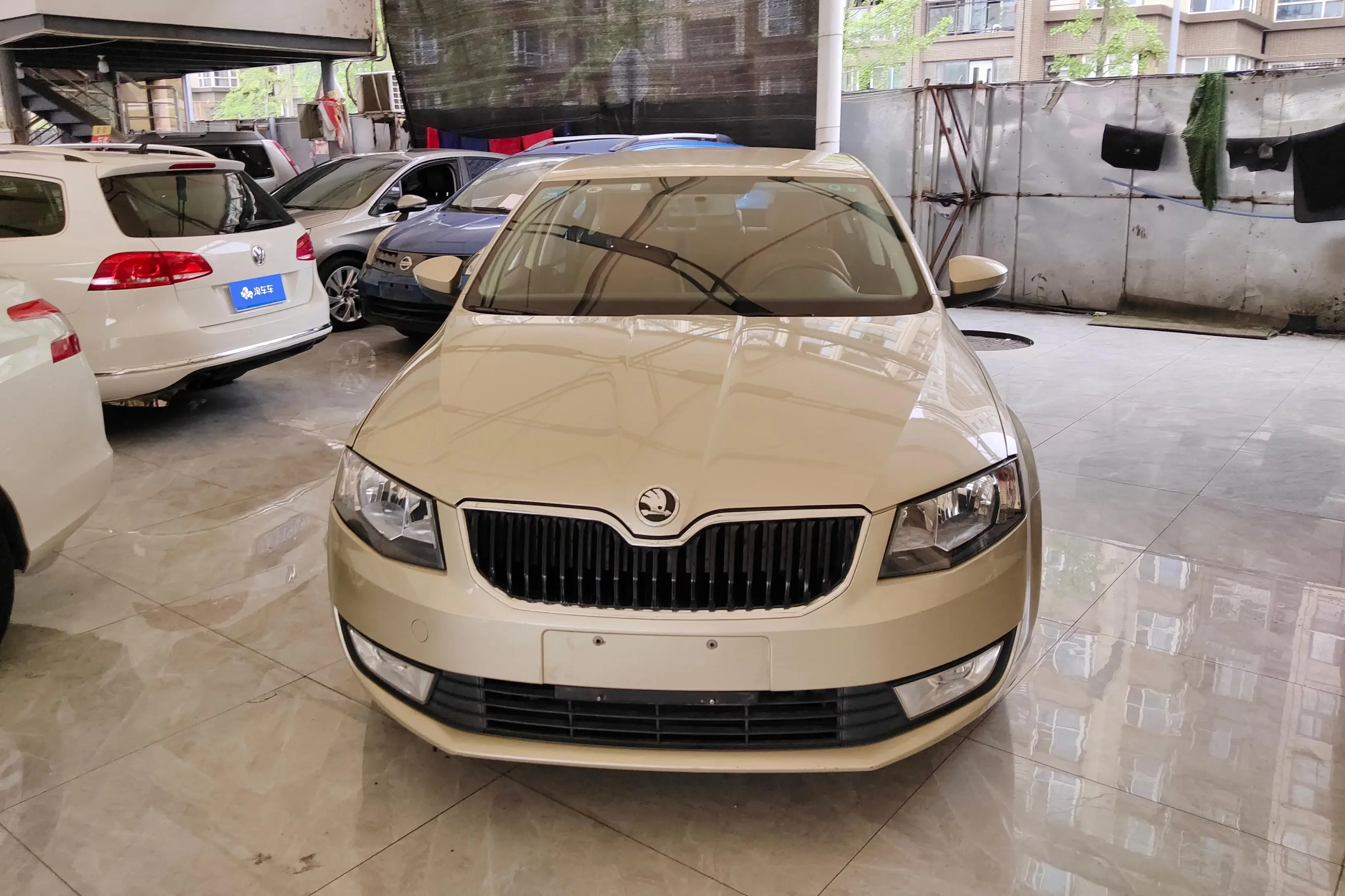 Skoda Octavia  из Китая