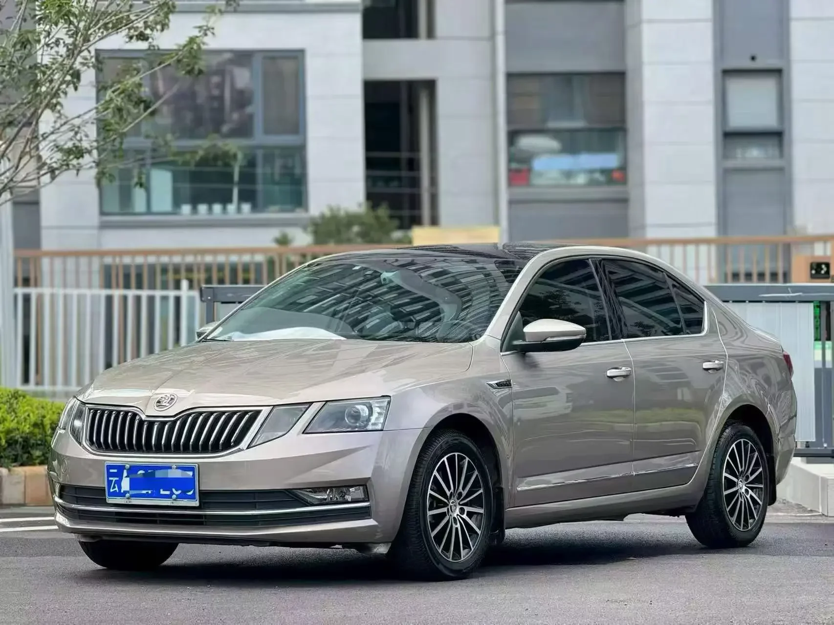 Skoda Octavia  из Китая