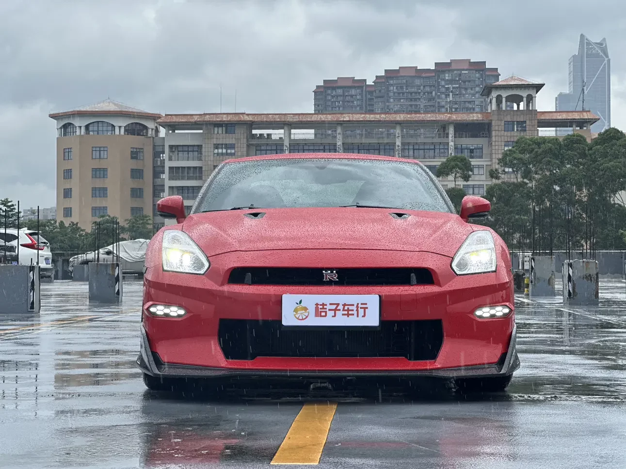 Nissan GT-R