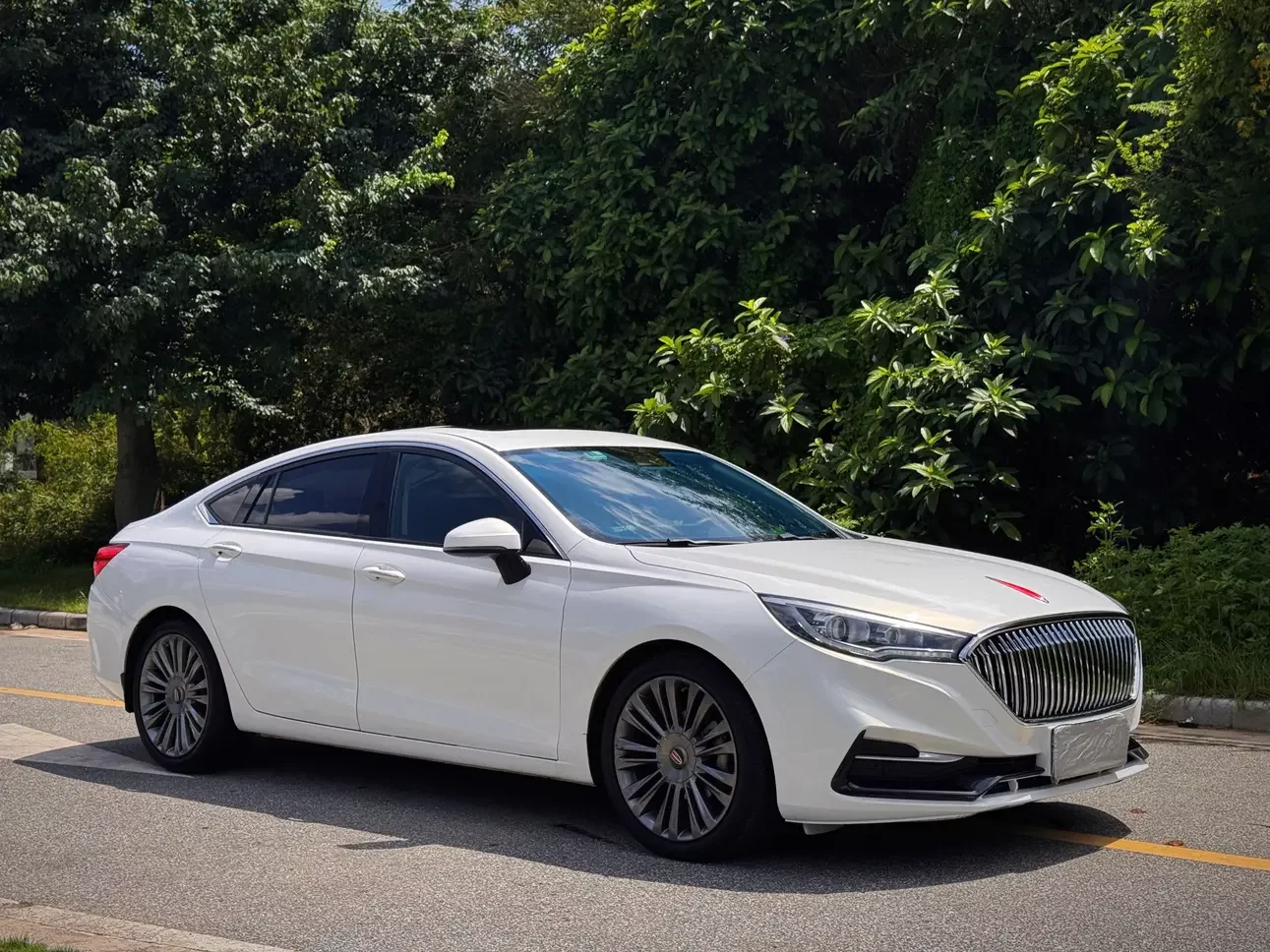 Hongqi H5 classic