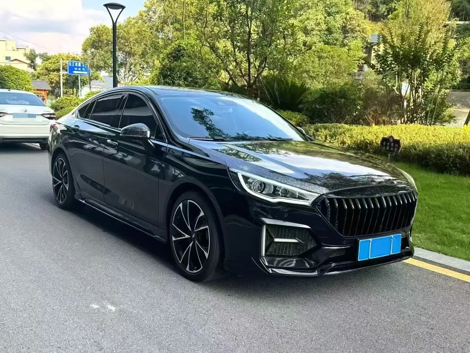 Hongqi H5 classic