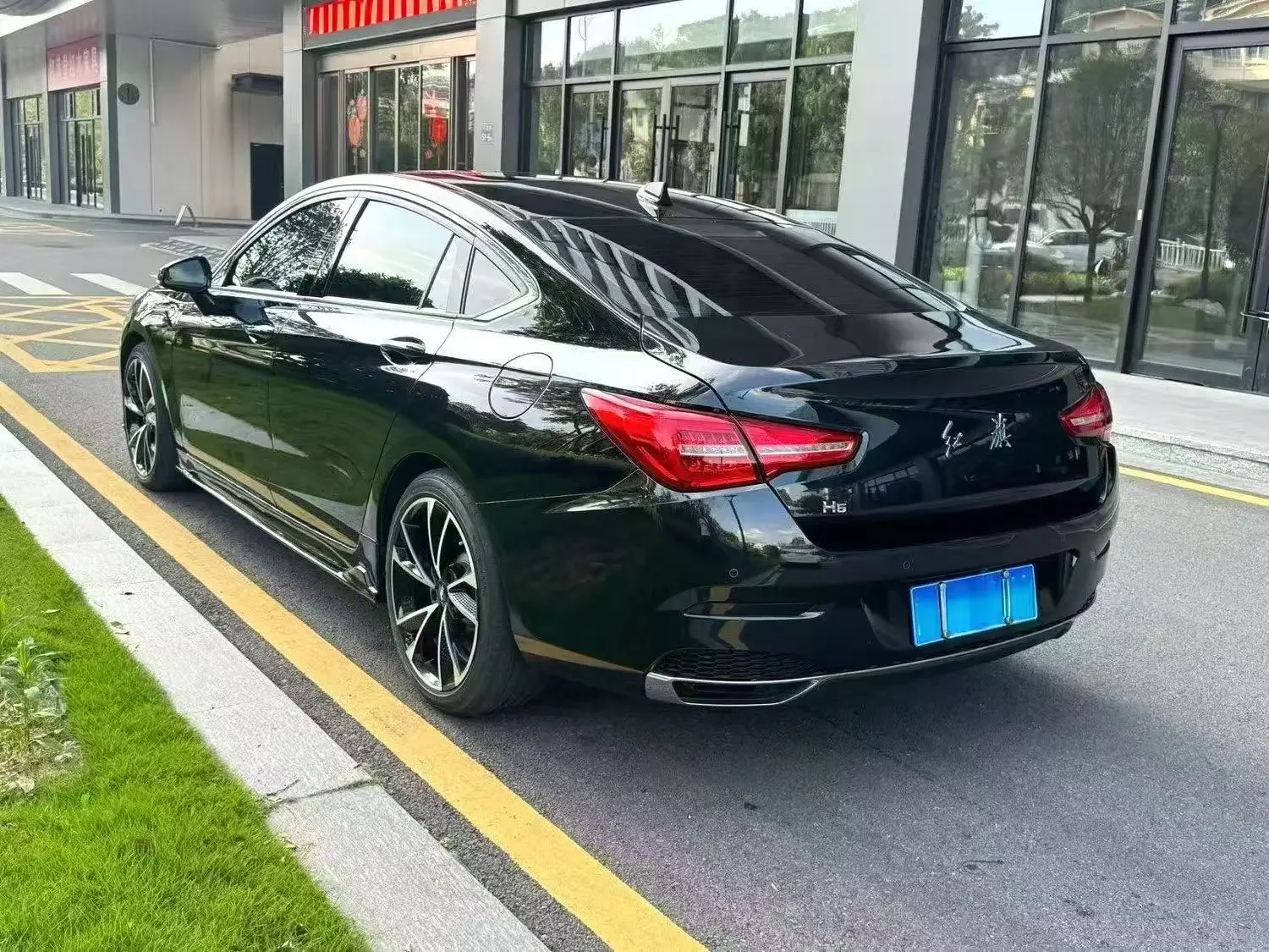 Hongqi H5 classic