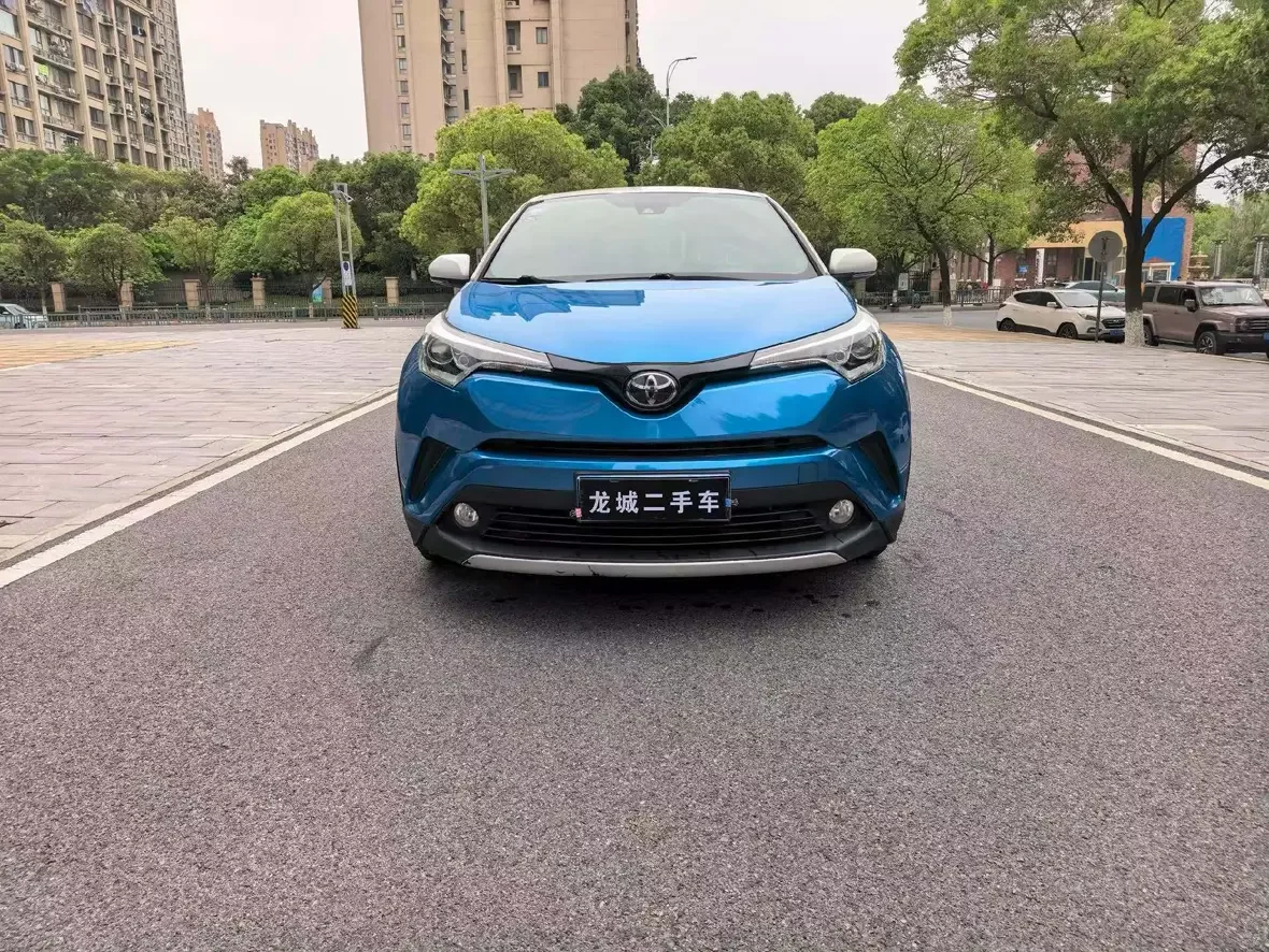Toyota C-HR Hybrid