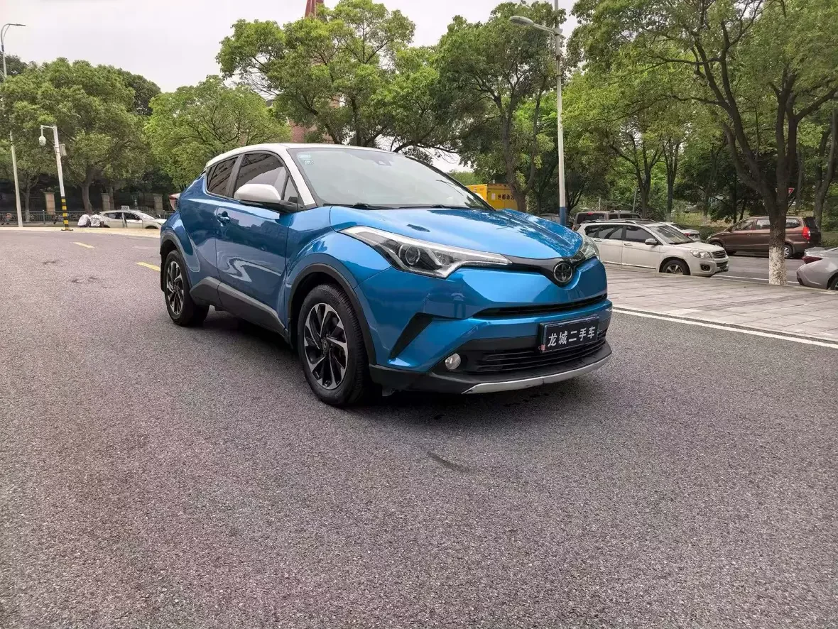 Toyota C-HR Hybrid
