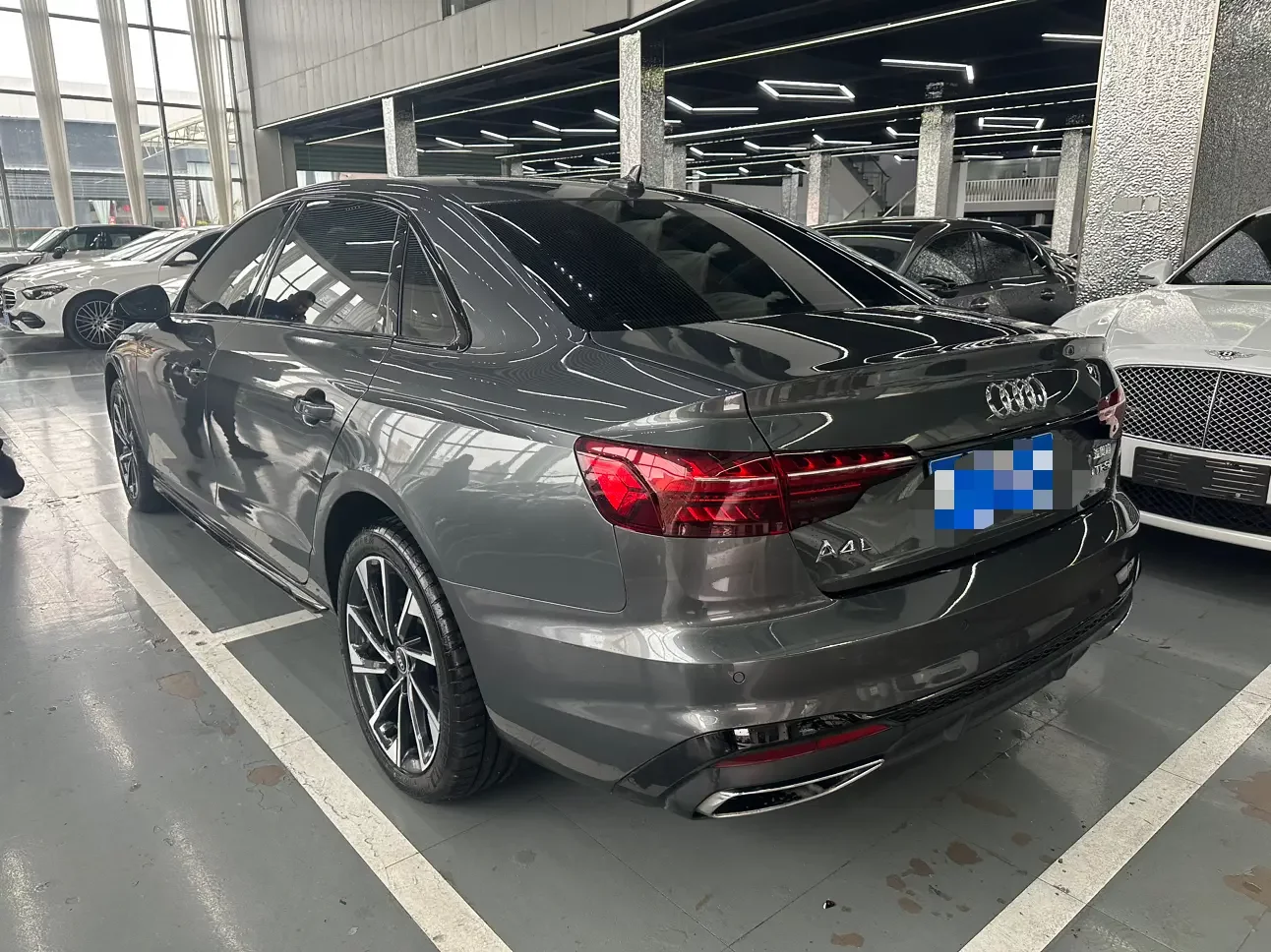 Audi A4L