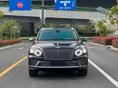 Bentley Bentayga PHEV