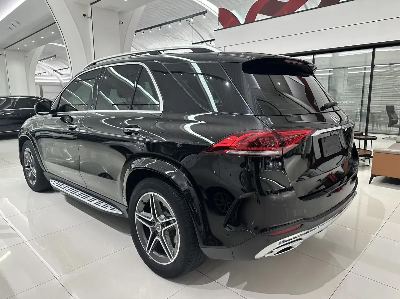 Mercedes-Benz GLE (Imported)
