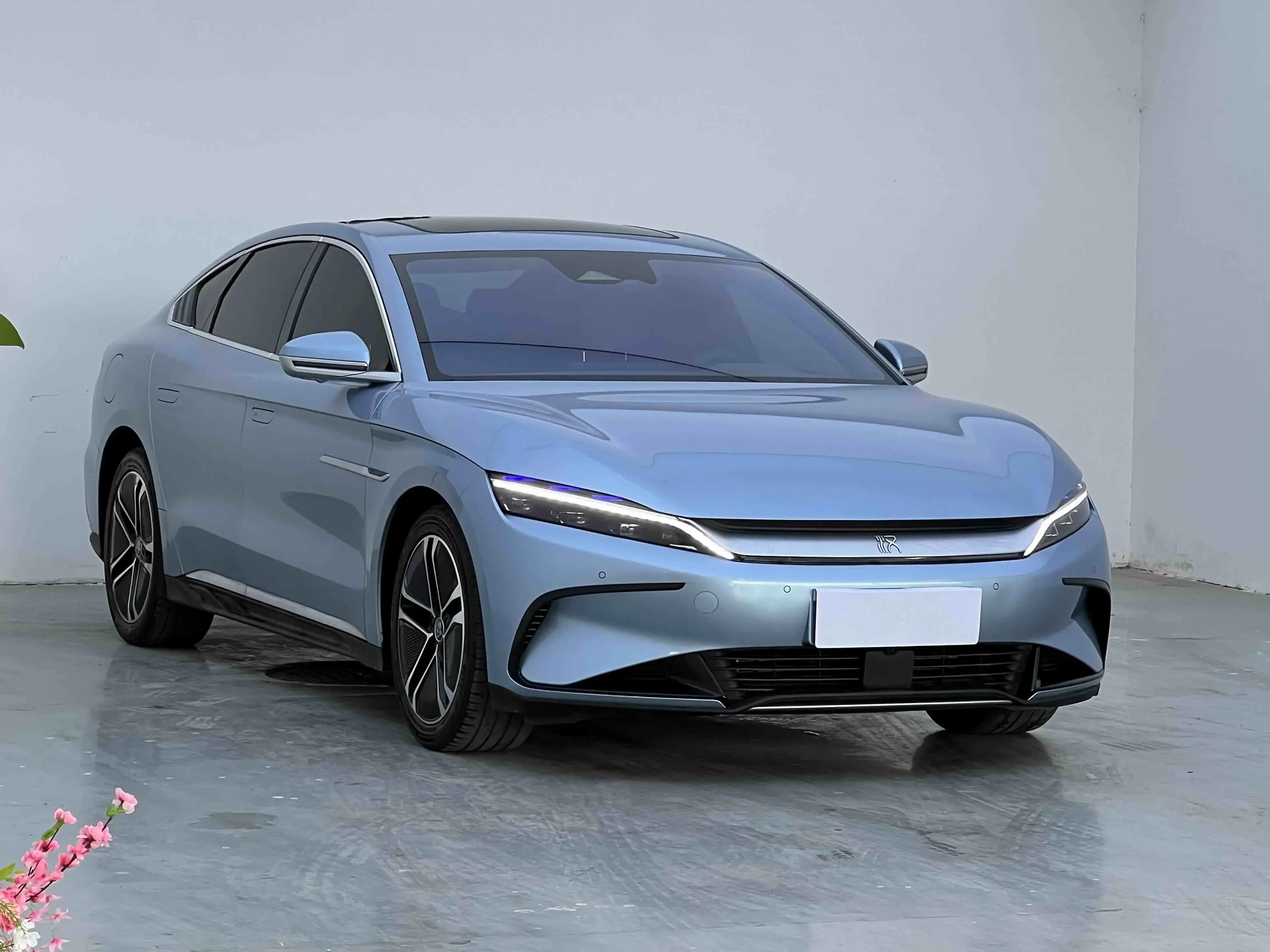 BYD Han EV