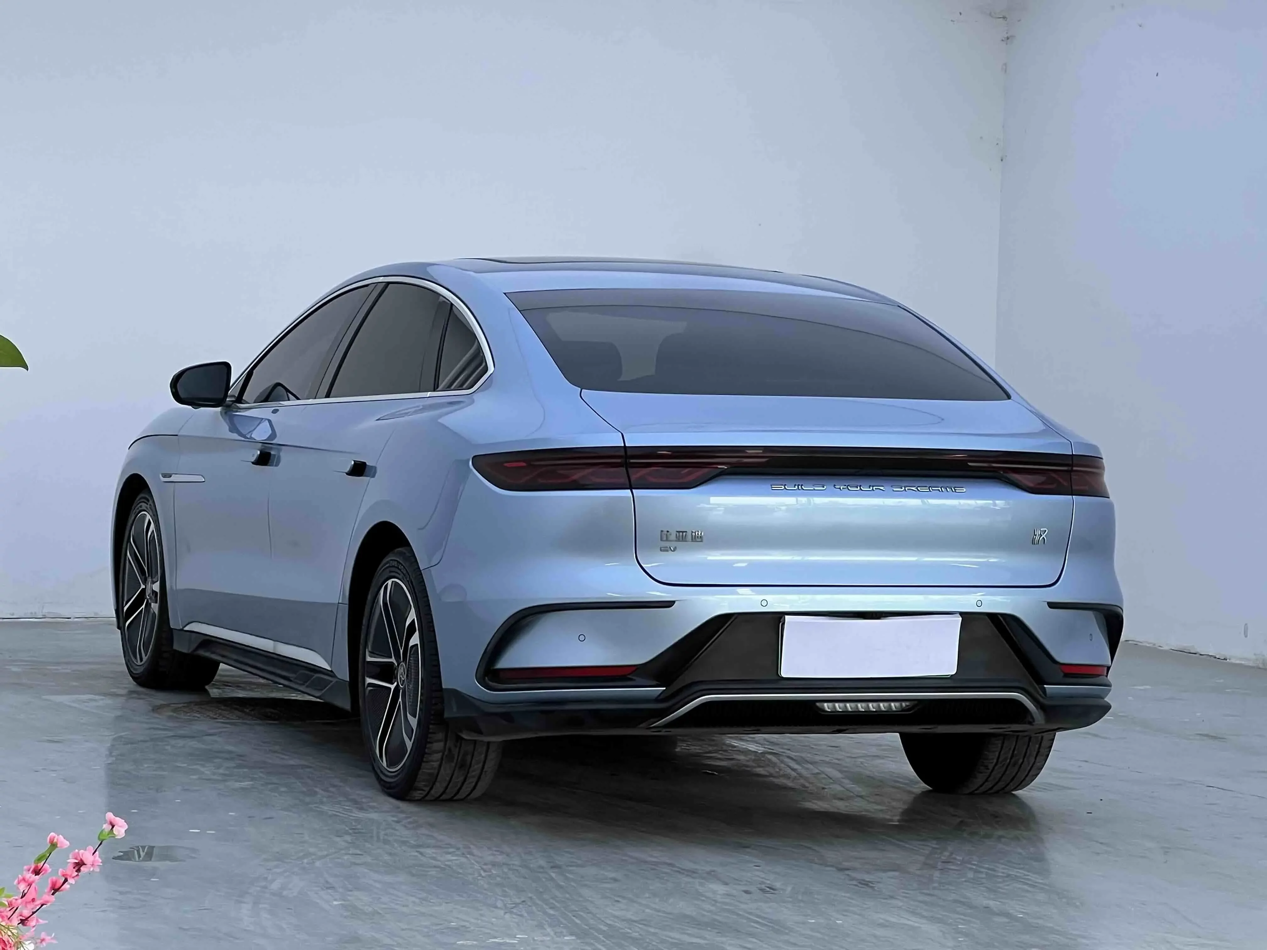 BYD Han EV