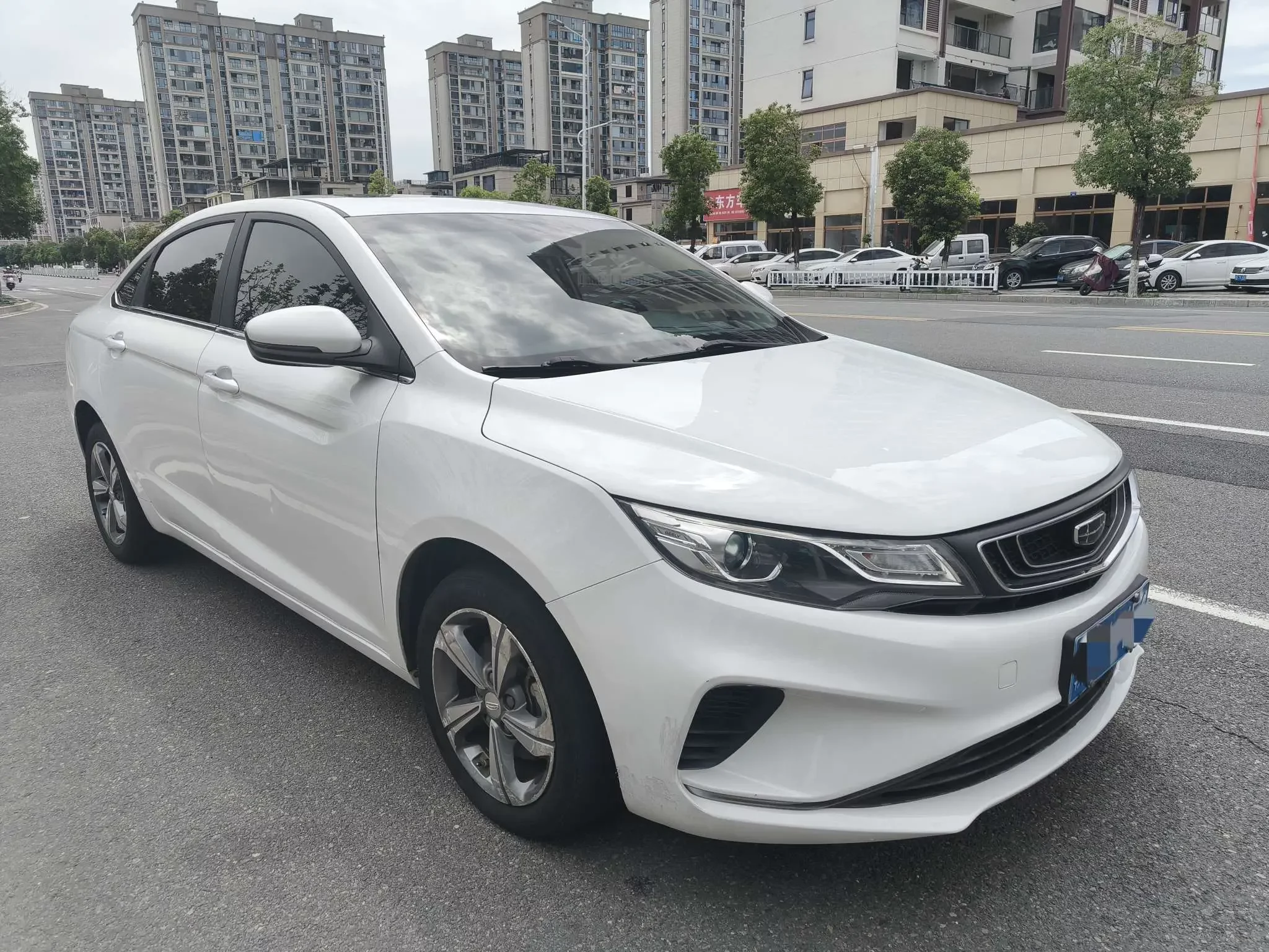 Geely Emgrand GL
